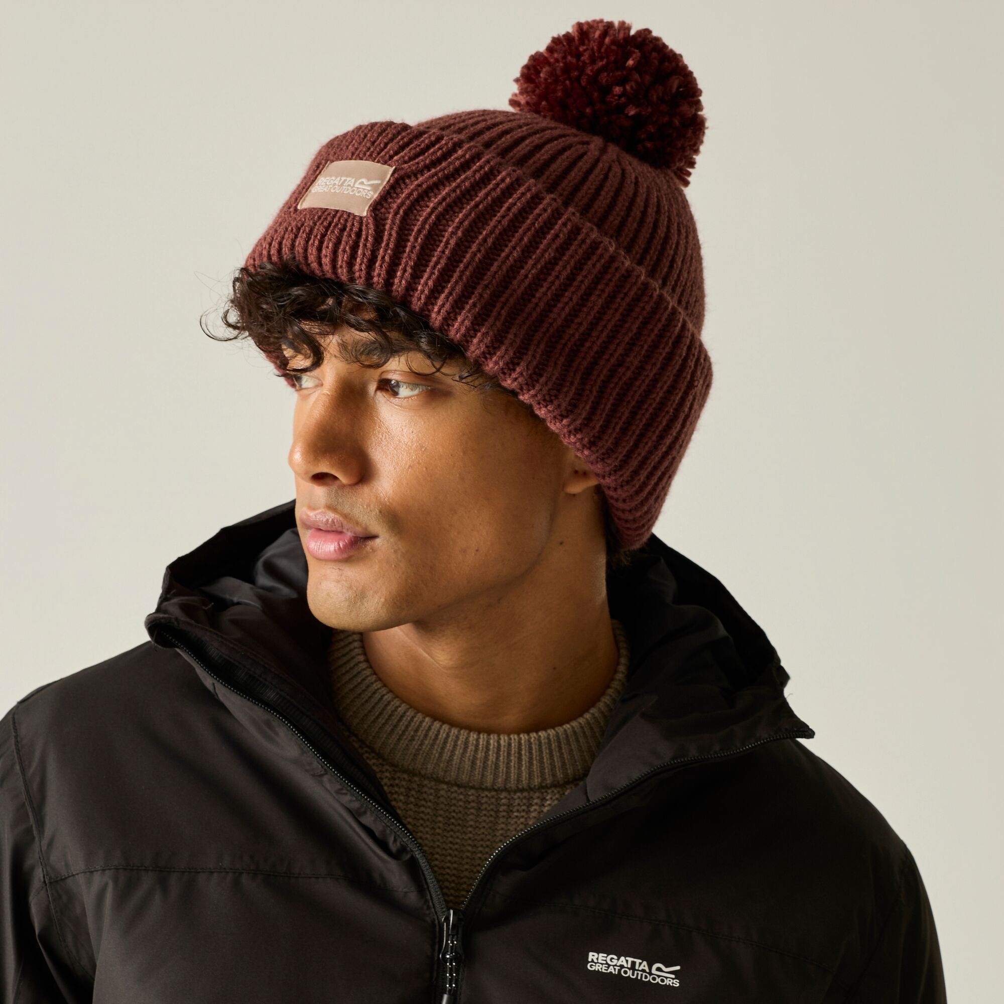 Regatta Unisex Connora Beanie Red - Image 1