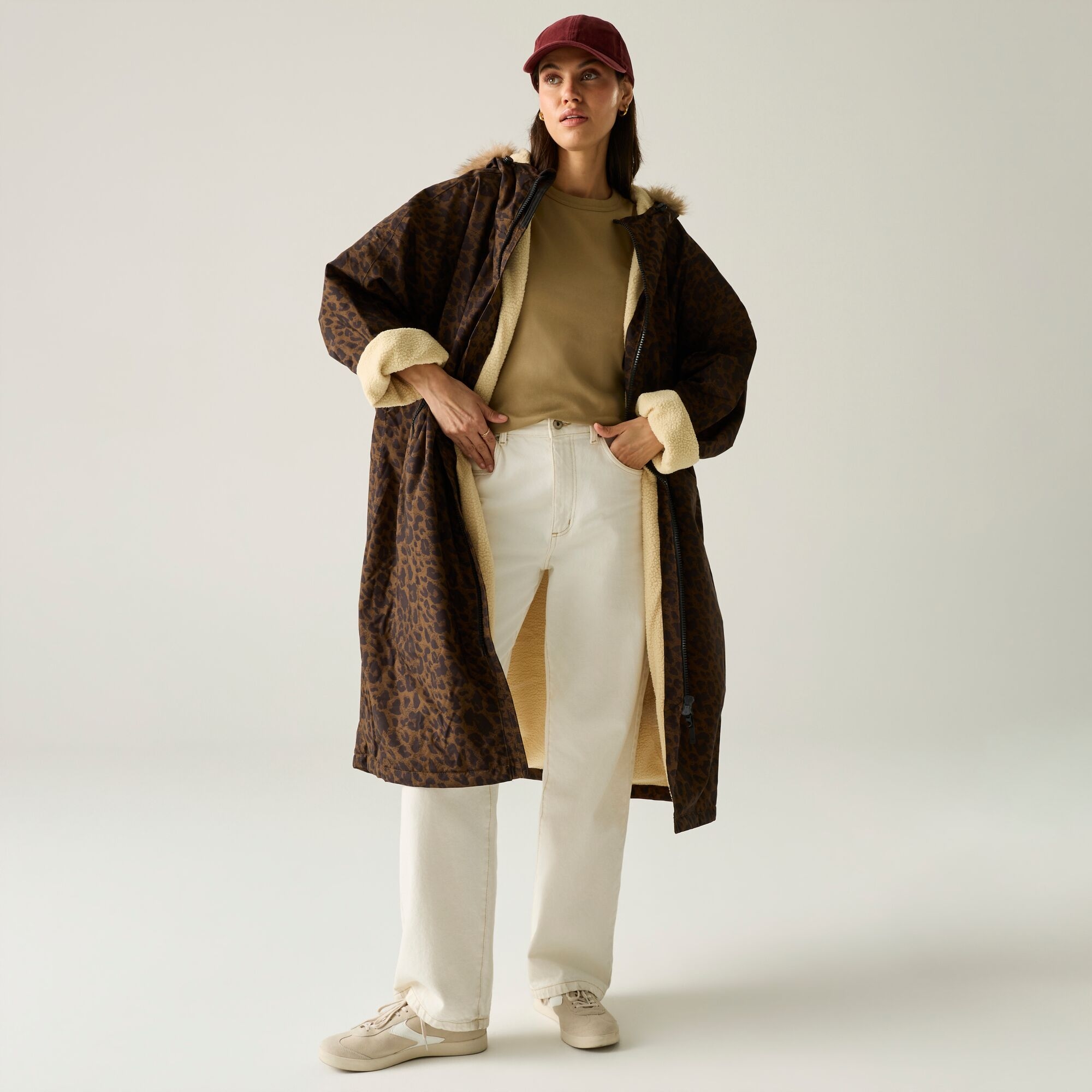 Regatta Adult's Changing Robe - Brown Medium