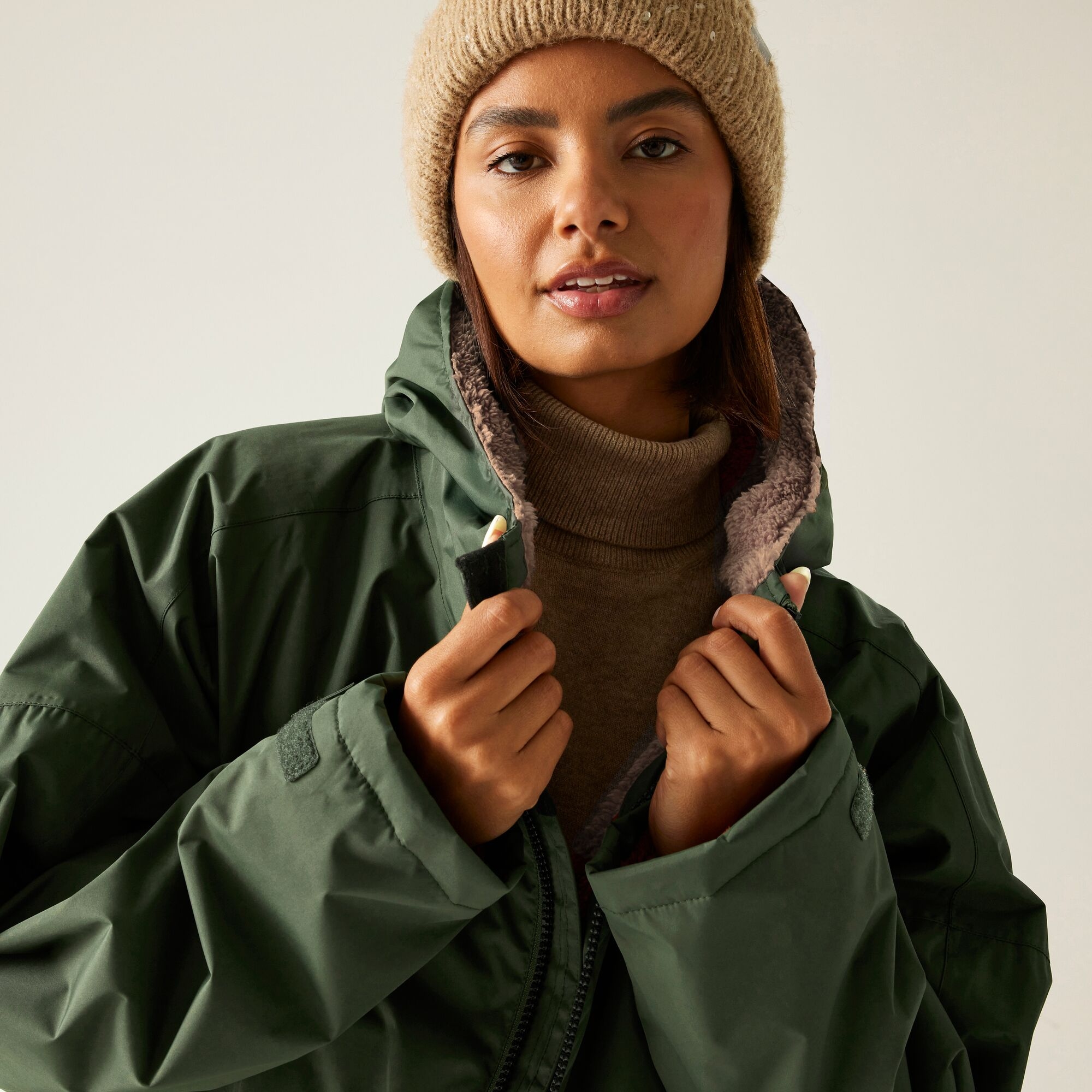 Płaszcz unisex plażowy wodoodporny Changing Robe Zielony