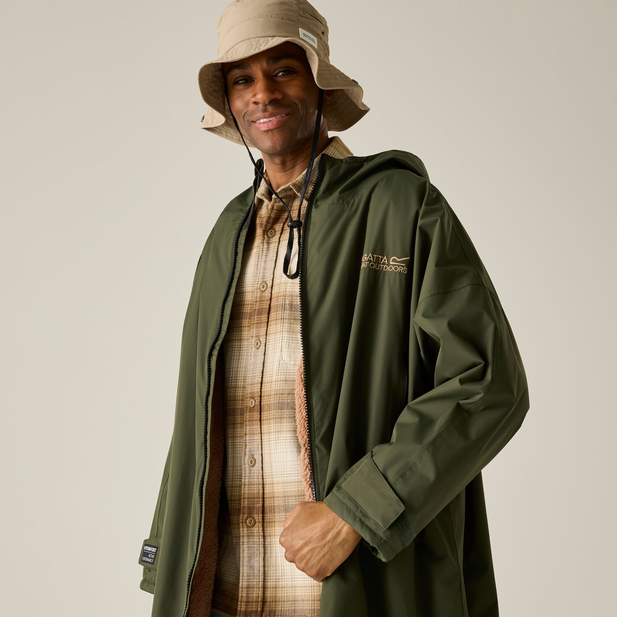 Regatta   Płaszcz do przebierania unisex wodoodporny Changing Robe Zielony