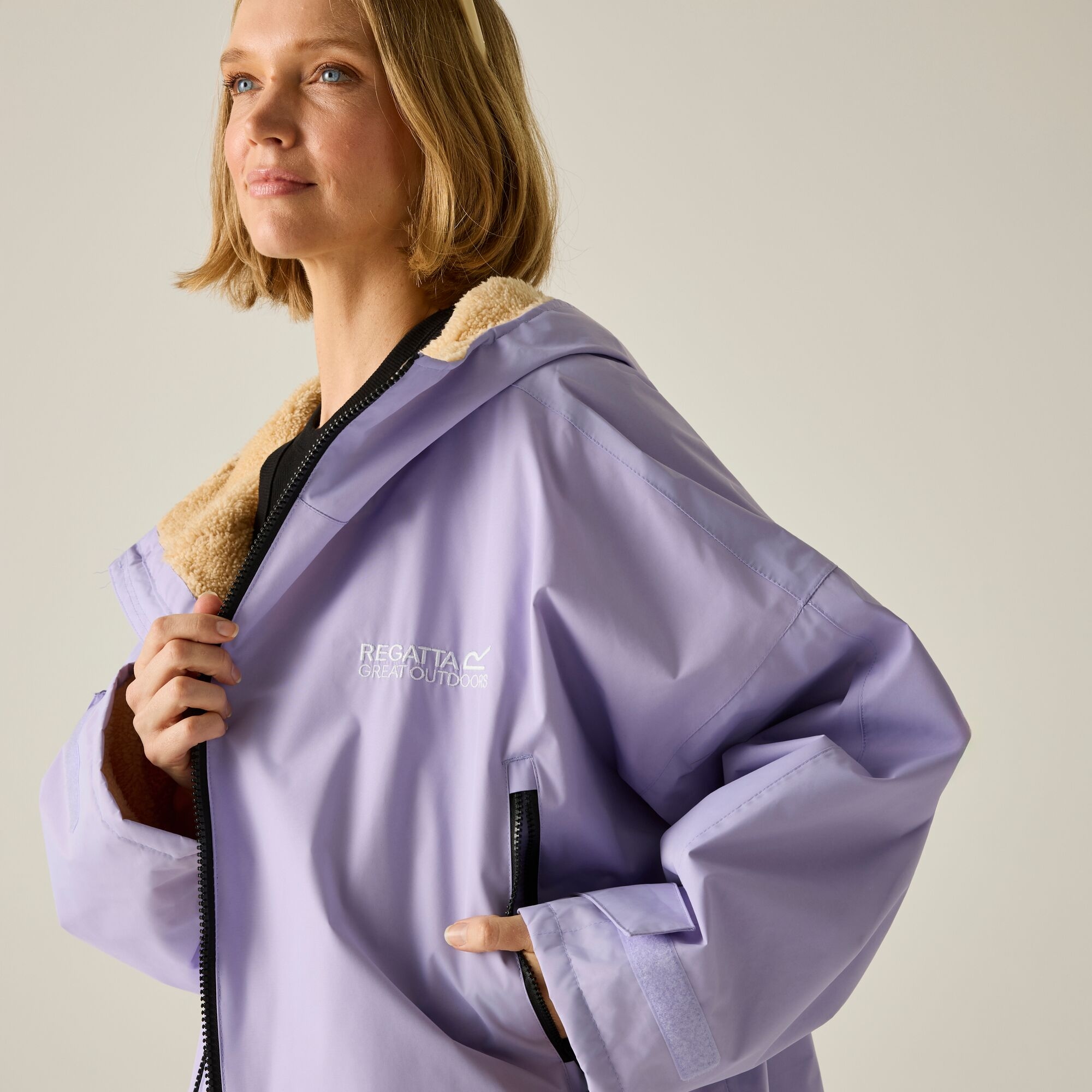 Regatta   Płaszcz do przebierania unisex wodoodporny Changing Robe Fioletowy