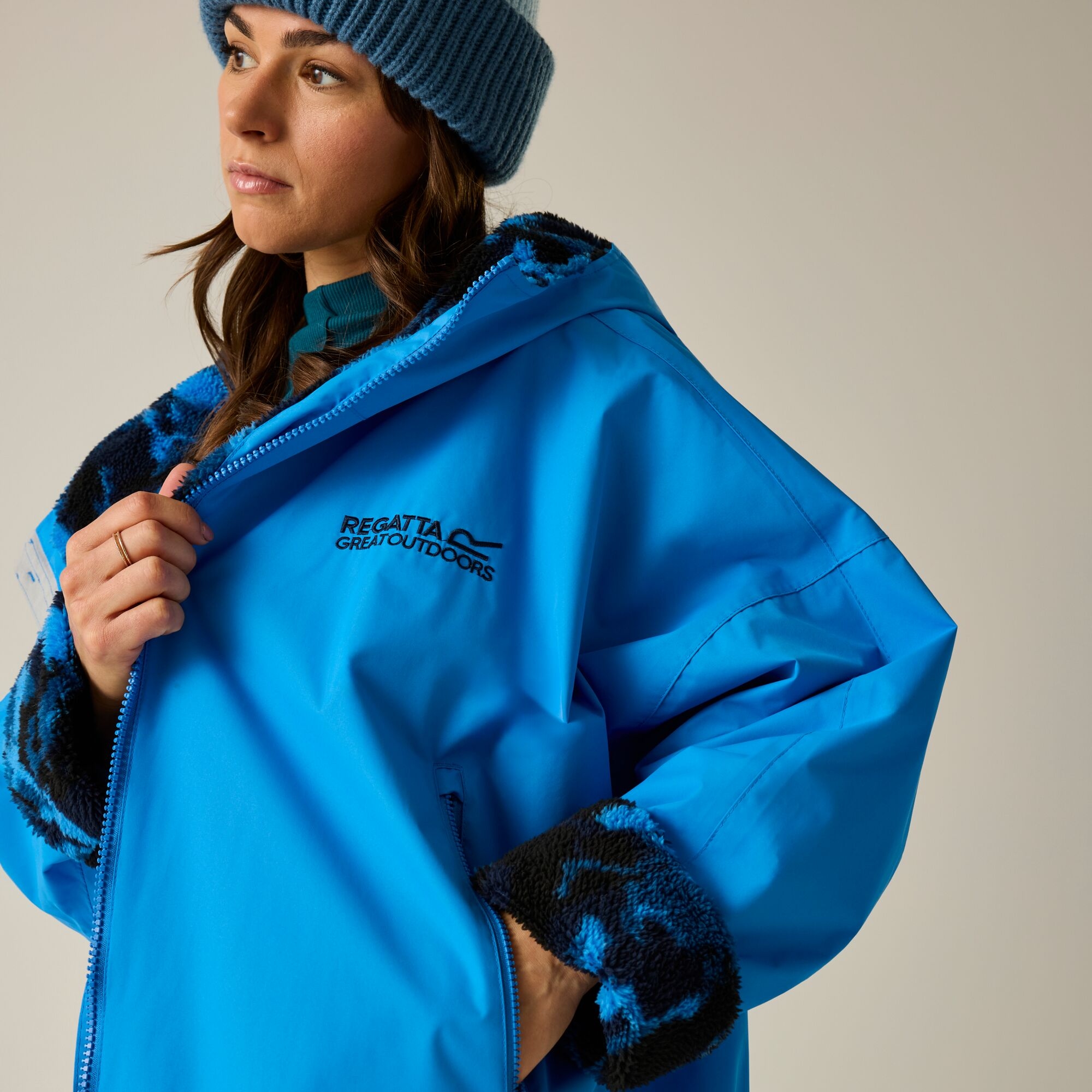 Regatta   Płaszcz do przebierania unisex wodoodporny Changing Robe Niebieski