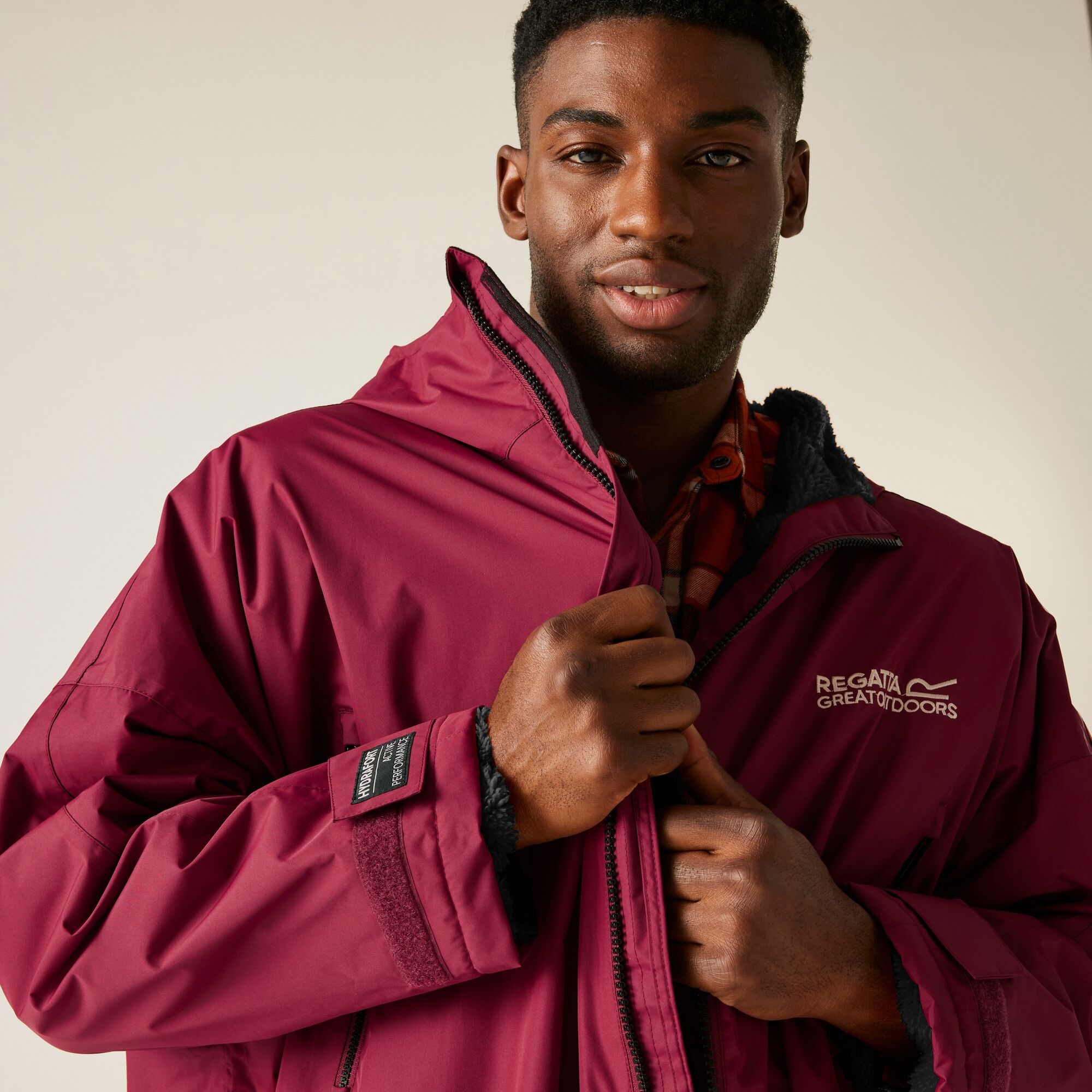 Regatta Płaszcz unisex plażowy wodoodporny Changing Robe Burgundowy