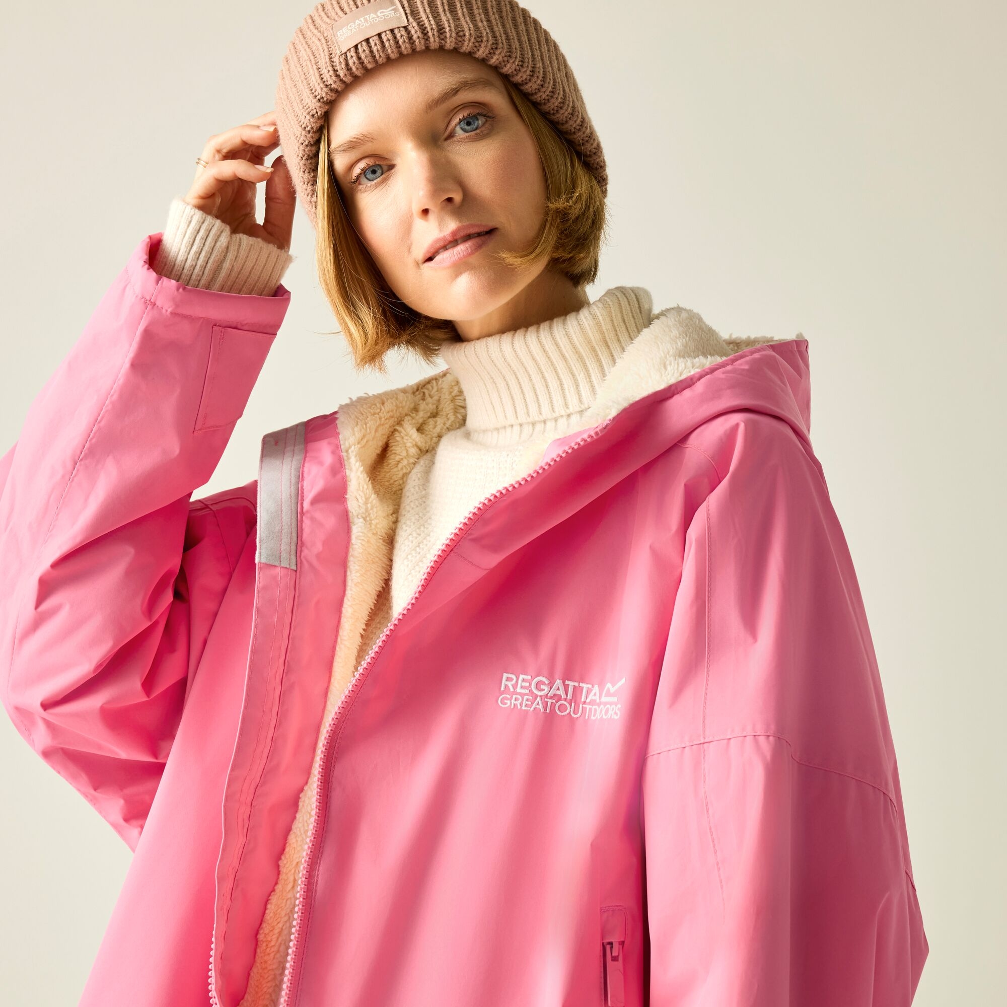 Regatta Płaszcz do przebierania unisex wodoodporny Changing Robe Różowy
