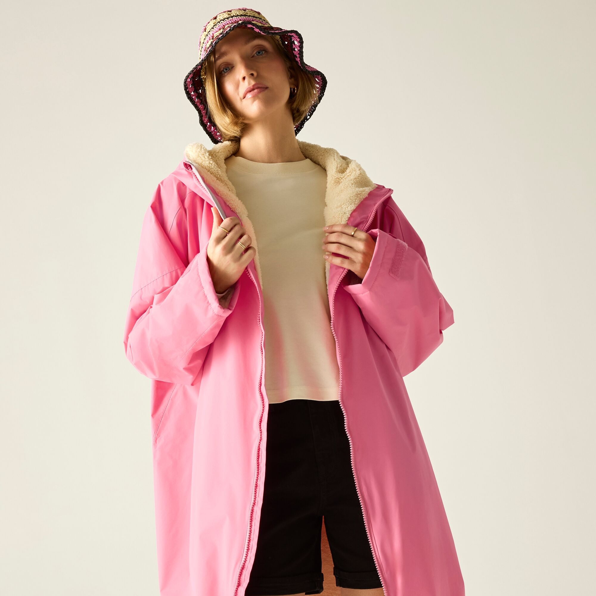 Regatta   Płaszcz do przebierania unisex wodoodporny Changing Robe Różowy