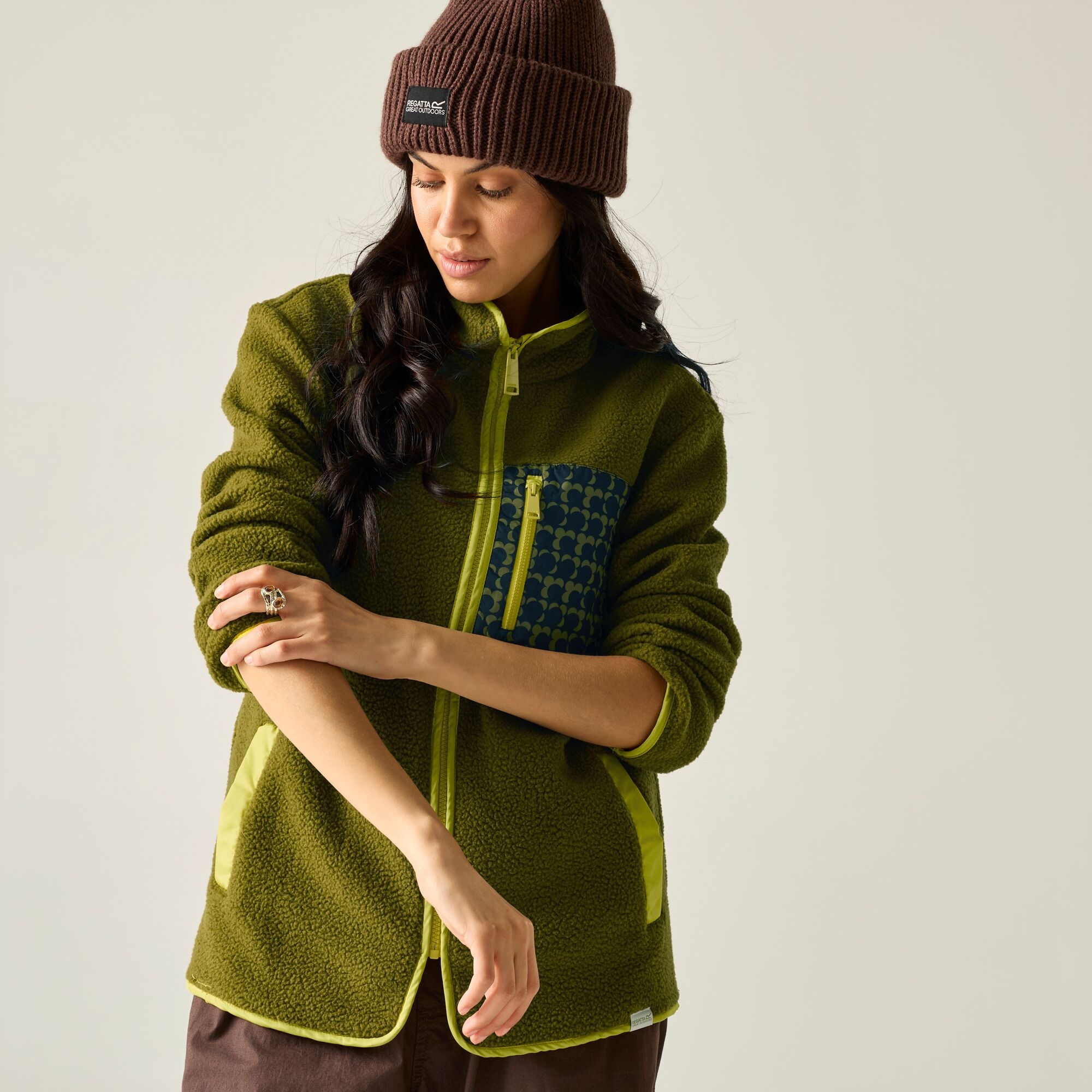 Regatta Women's Orla Print Borg Fleece Fur Green/Ecclipse Olive Size 12 - Image 3
