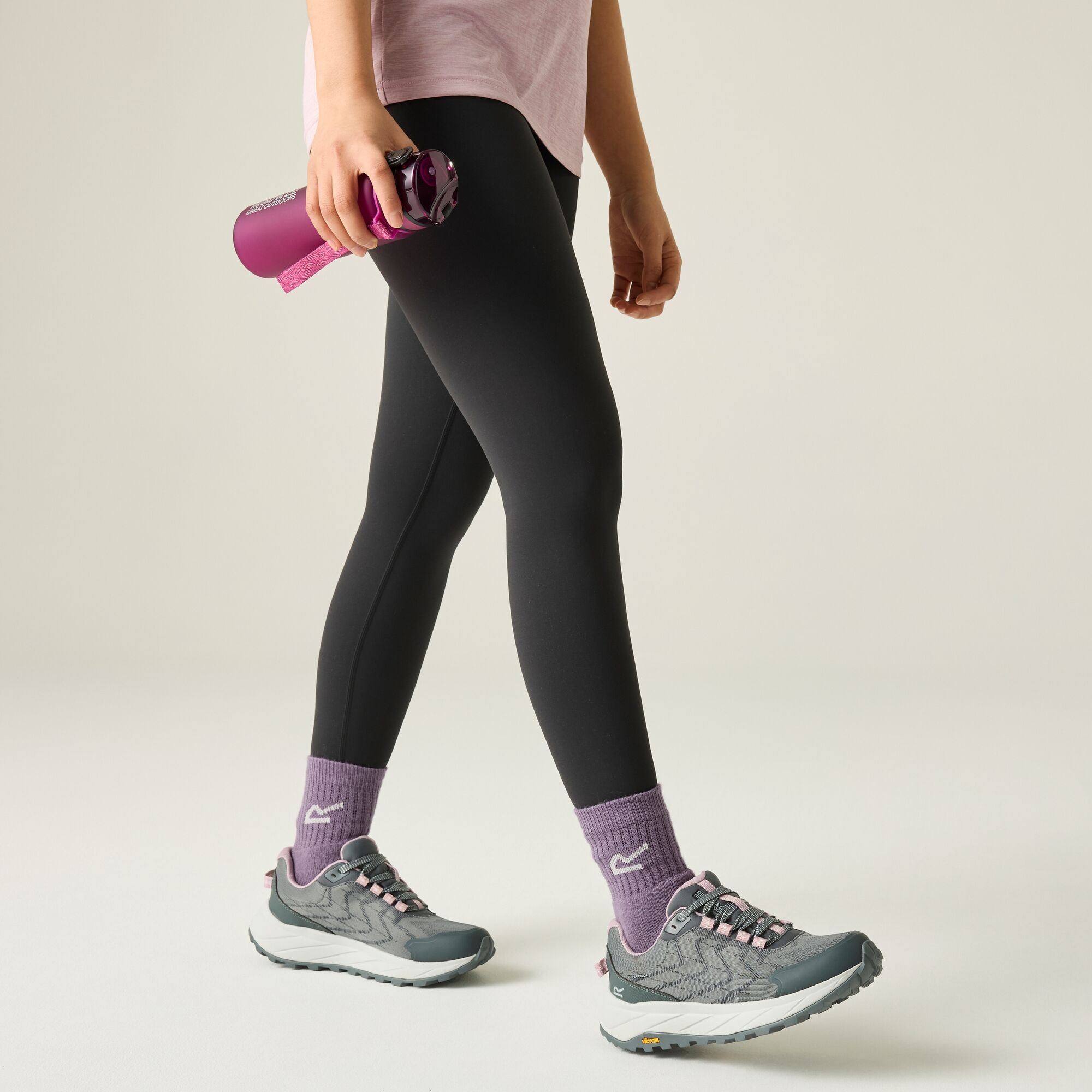 Regatta   Buty damskie z membraną Cruize Vibram Szary