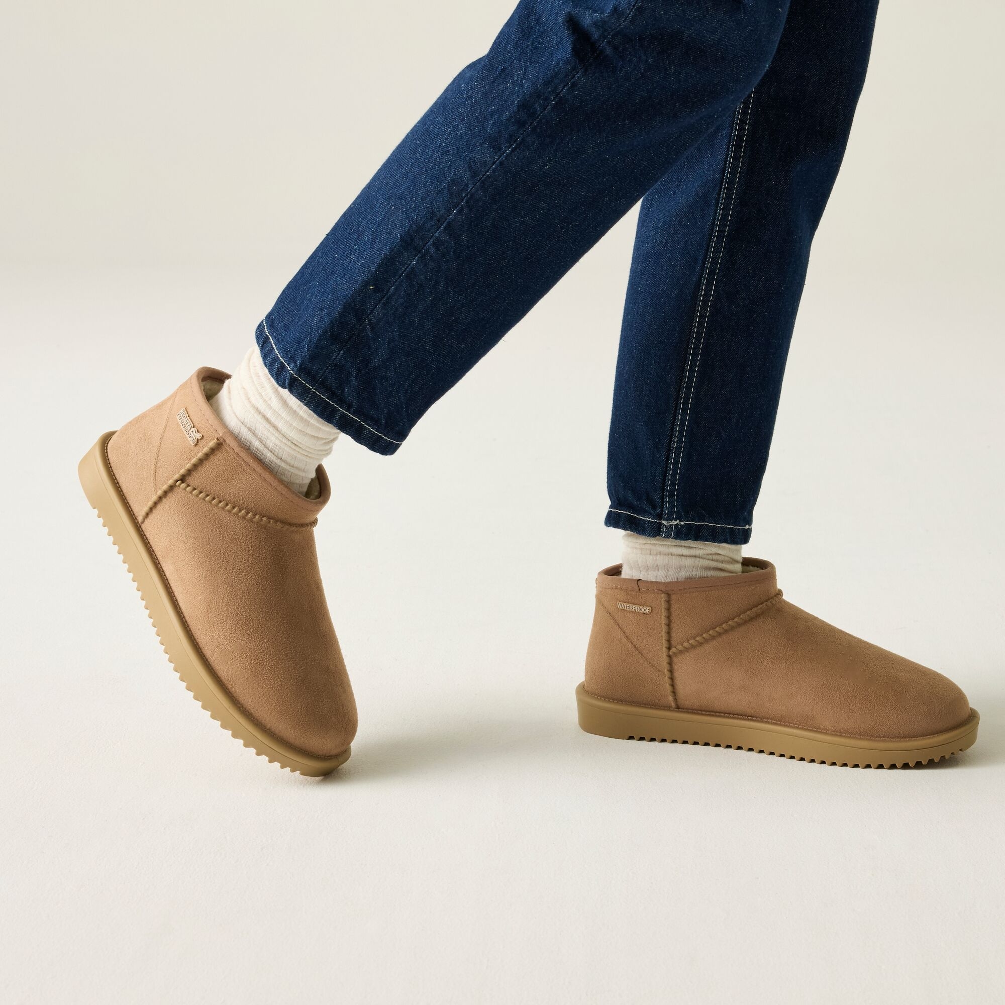 Regatta   Śniegowce damskie niskie Risley Brązowy