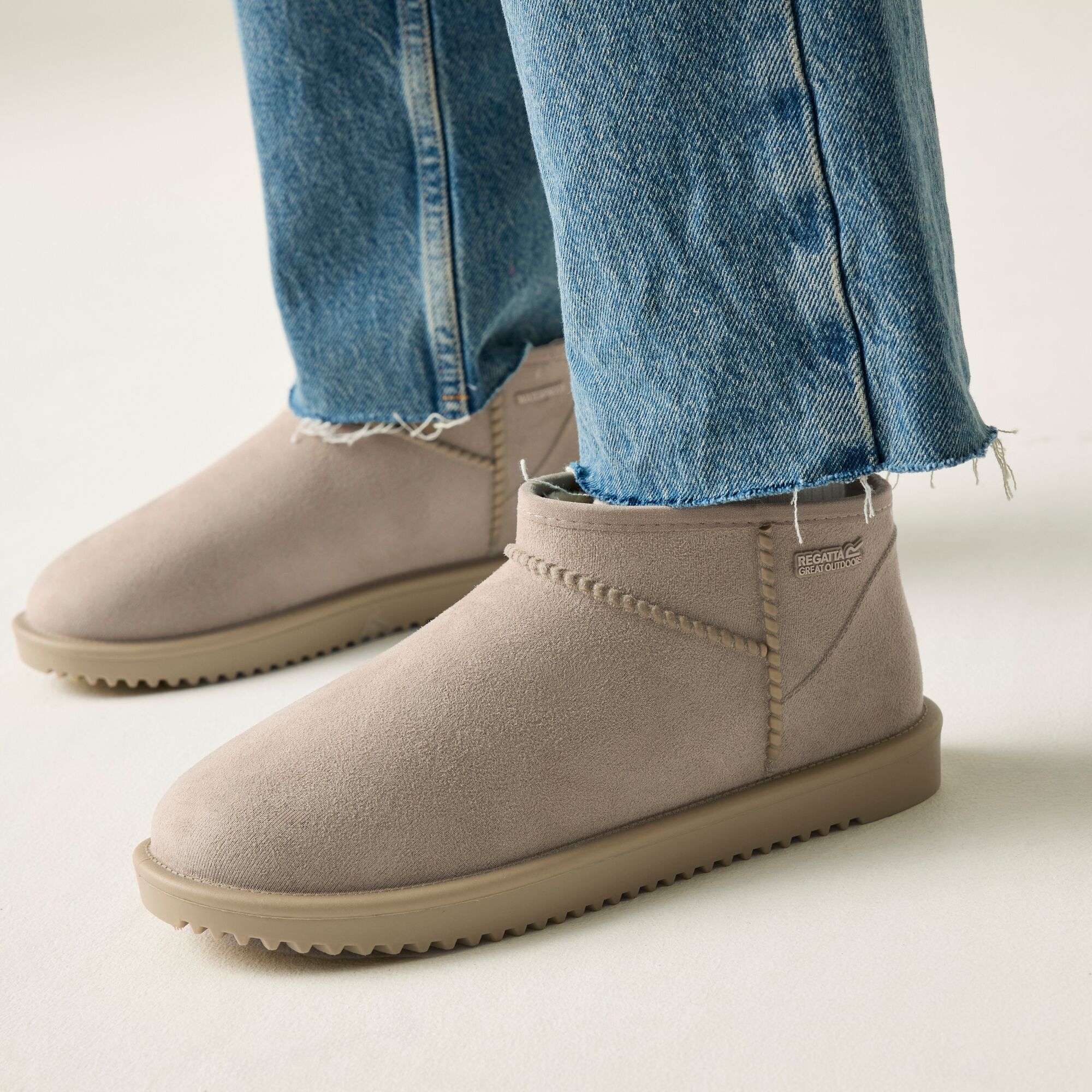 Regatta   Śniegowce damskie niskie Risley Beżowe