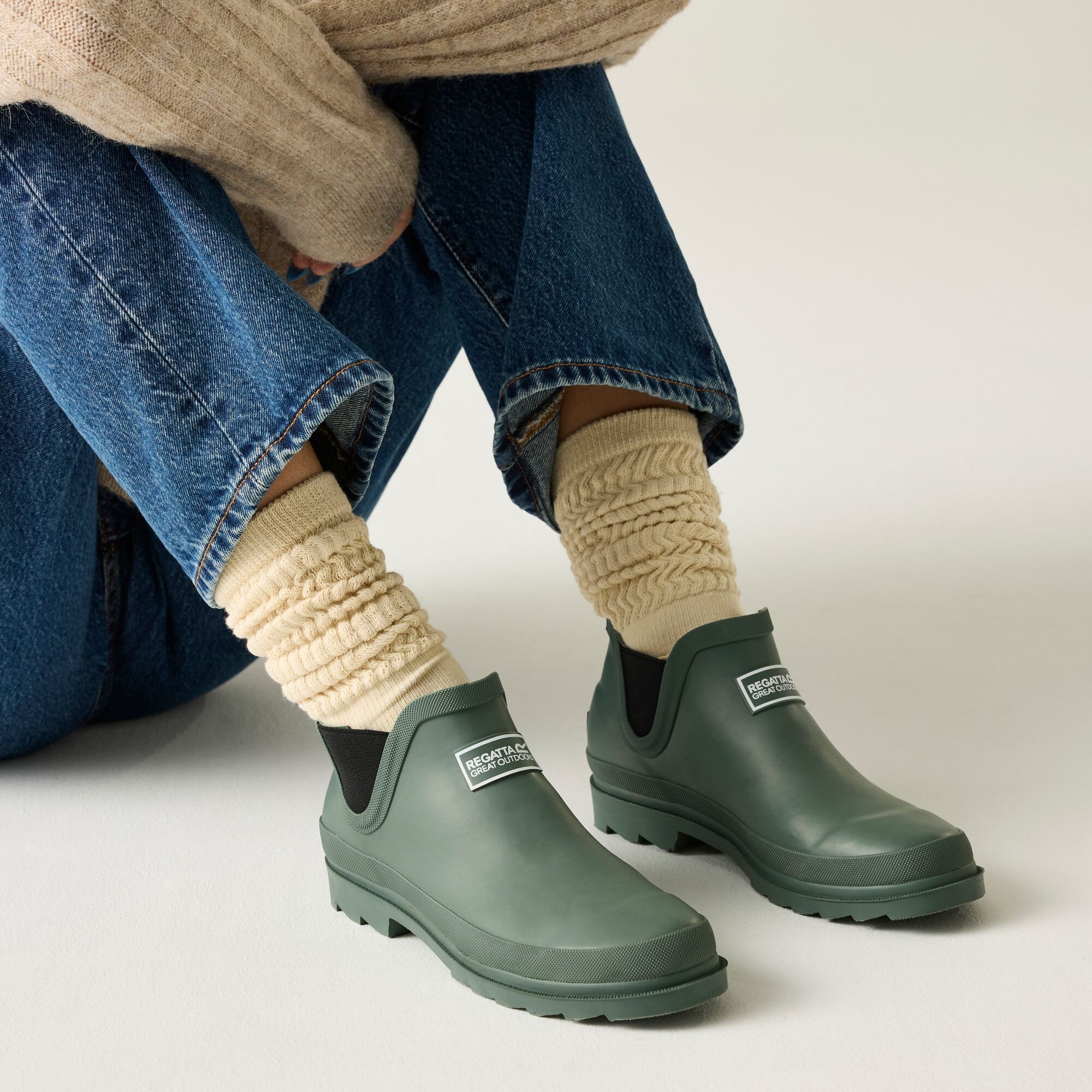 Regatta Women's Dark Green Harper Low Waterproof Wellies In | Size: 7 - Image 4