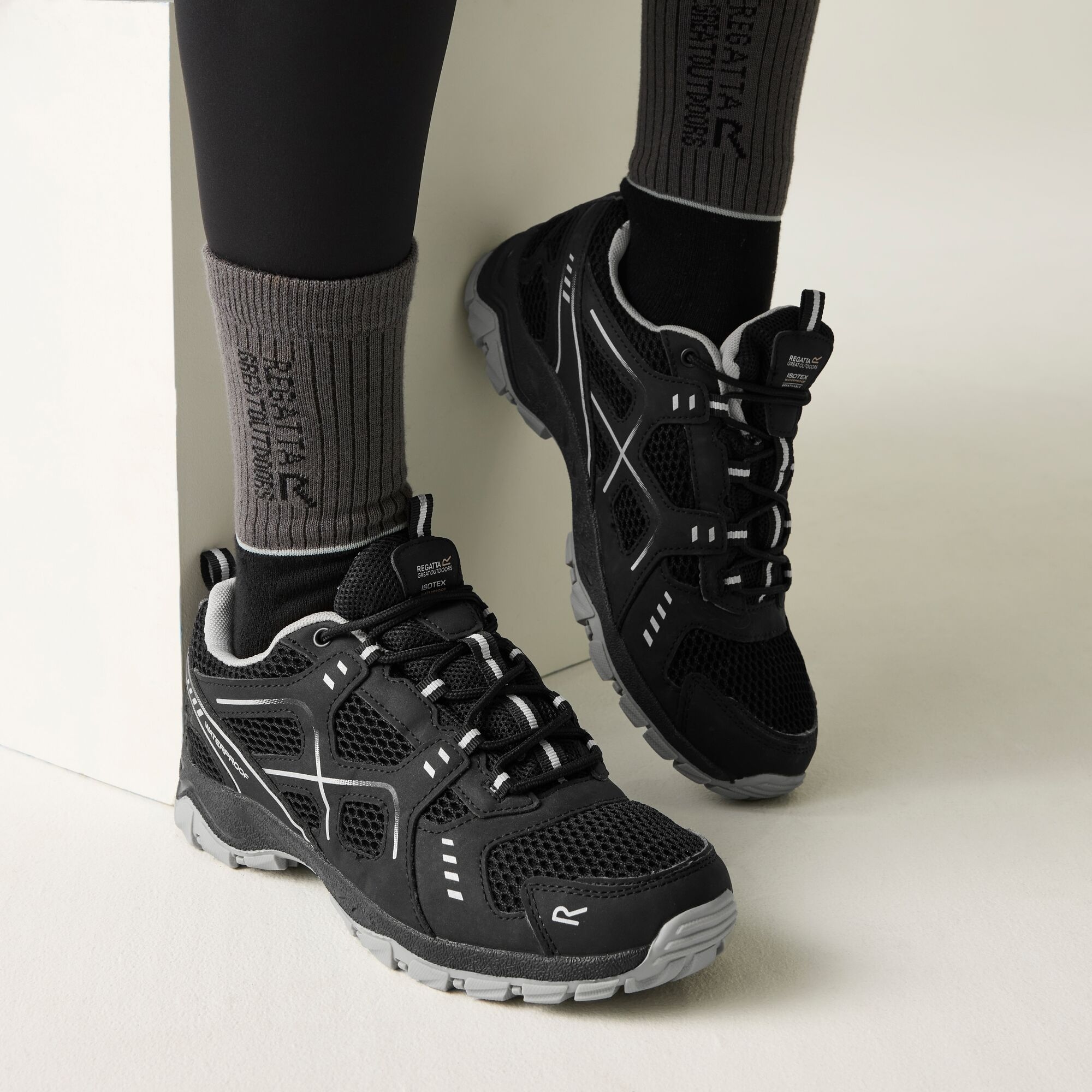 Buty damskie sportowe Vendeavour Czarny