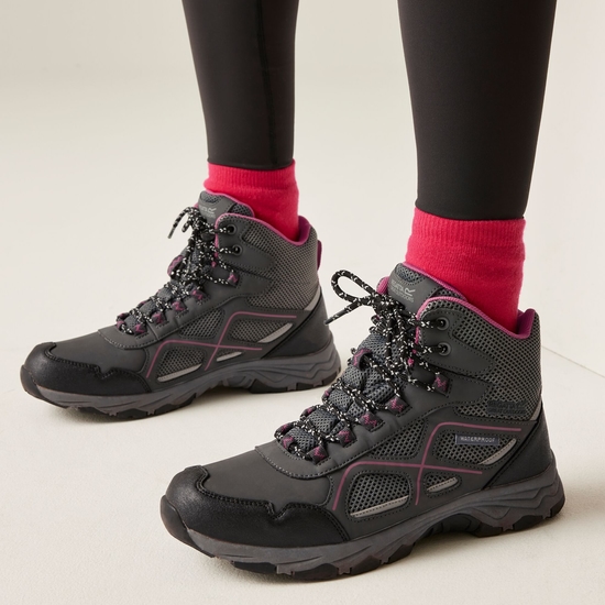 Women's Vendeavour Walking Boots