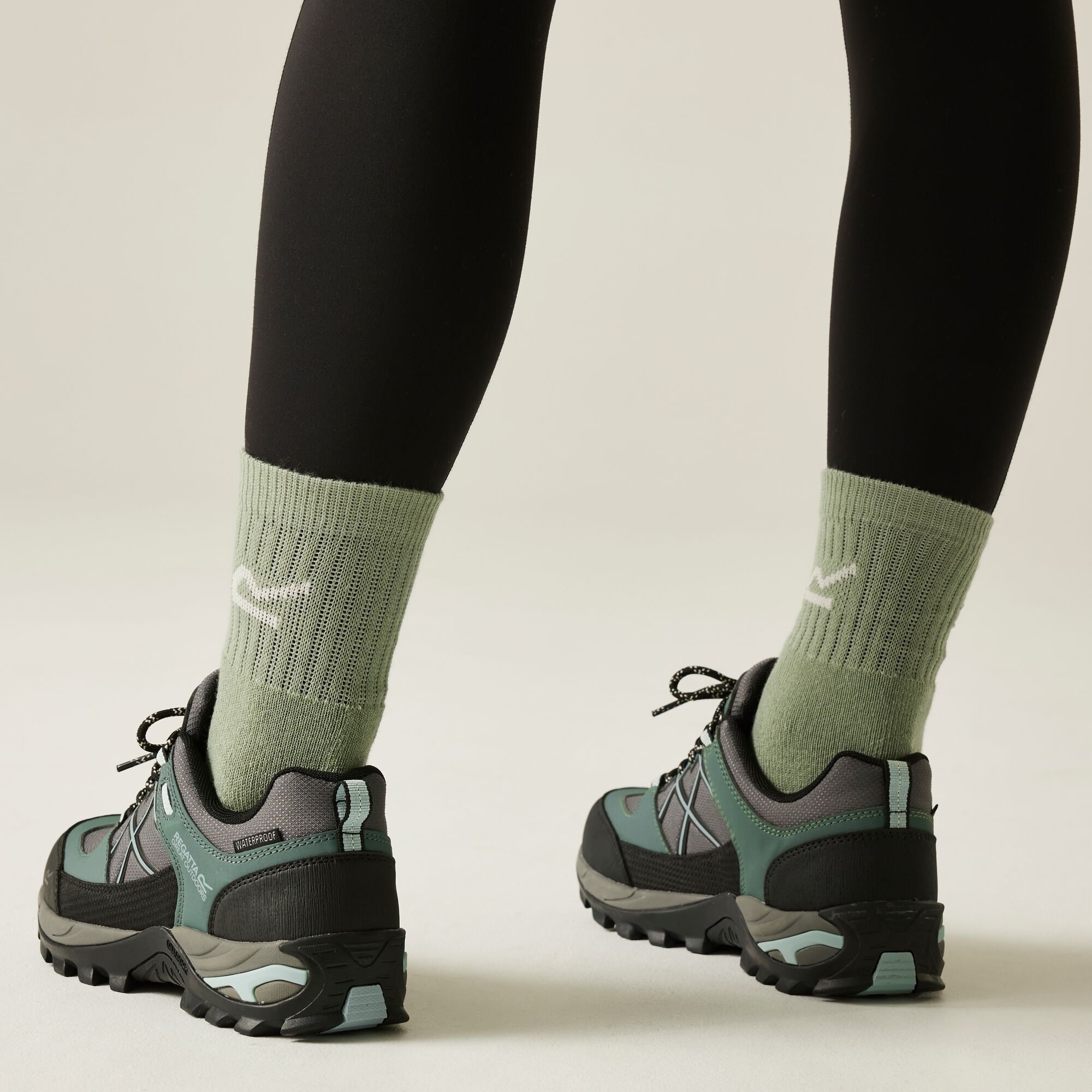 Regatta Buty damskie trekkingowe niskie z membraną Samaris III Zielony