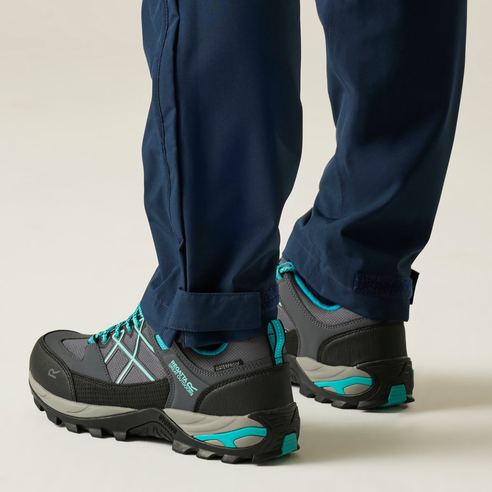 Regatta Buty damskie trekkingowe niskie z membraną Samaris III Szary