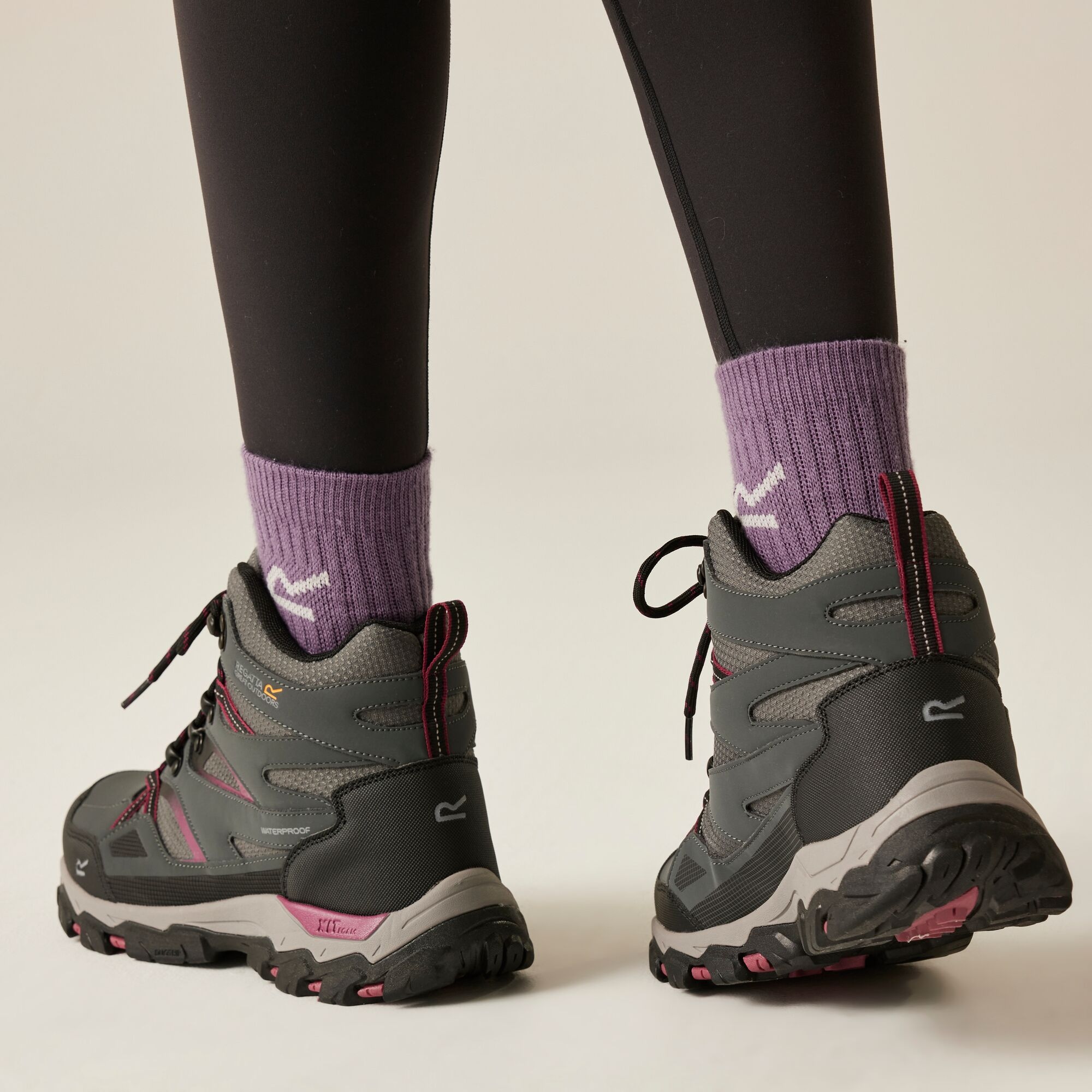 Regatta Buty damskie trekkingowe wysokie z membraną Holcombe III Szary