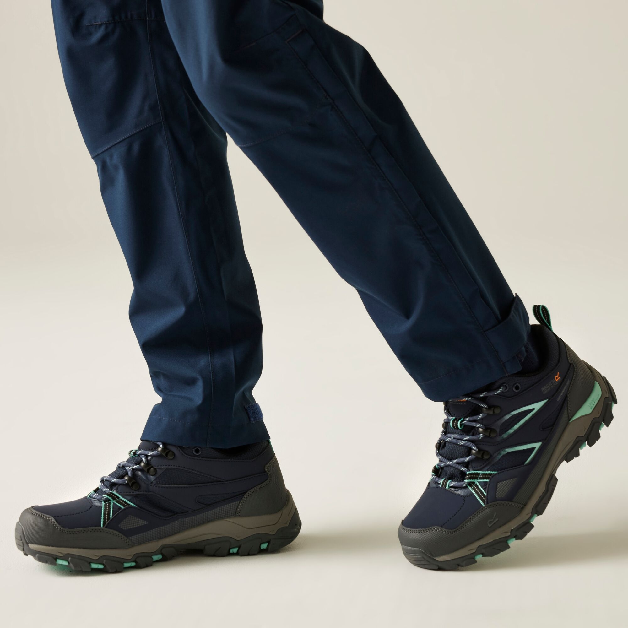 Regatta Buty damskie trekkingowe niskie z membraną Holcombe III Niebieski