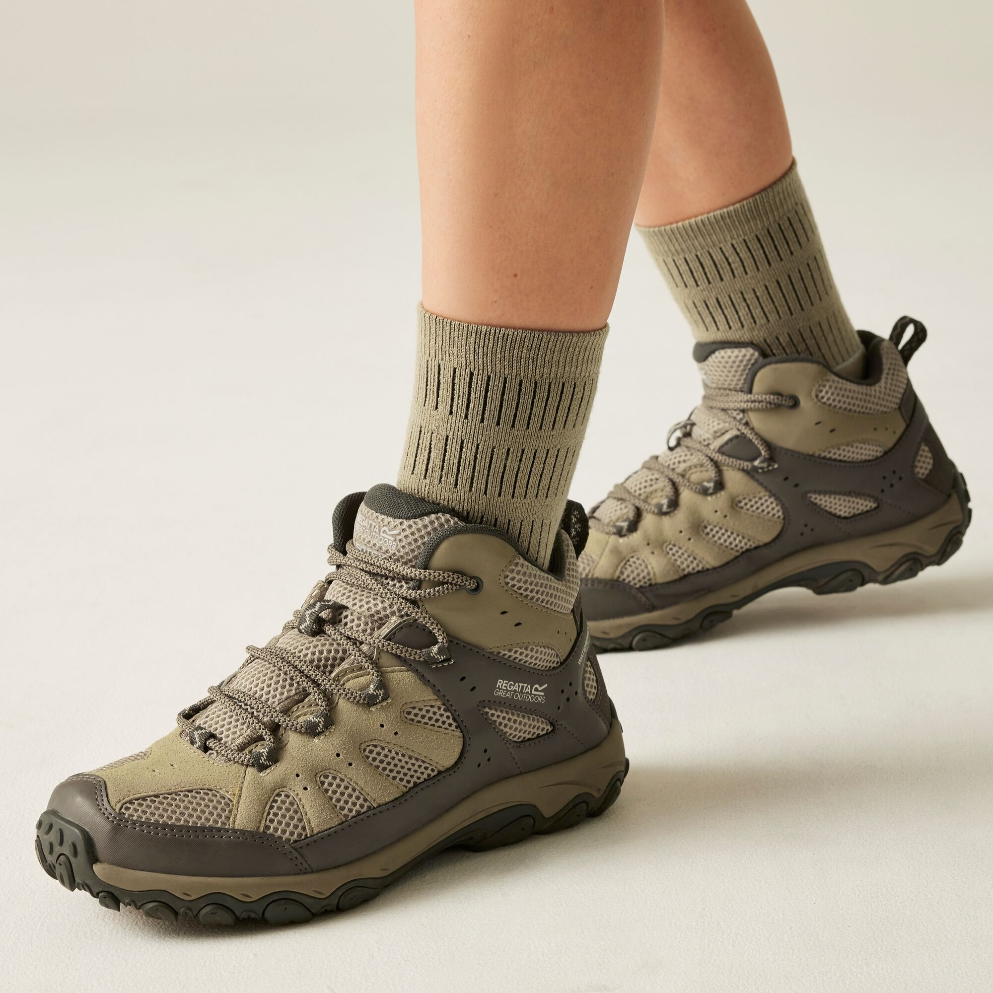 Regatta Buty damskie trekkingowe wysokie z membraną Edgepoint IV Beżowy