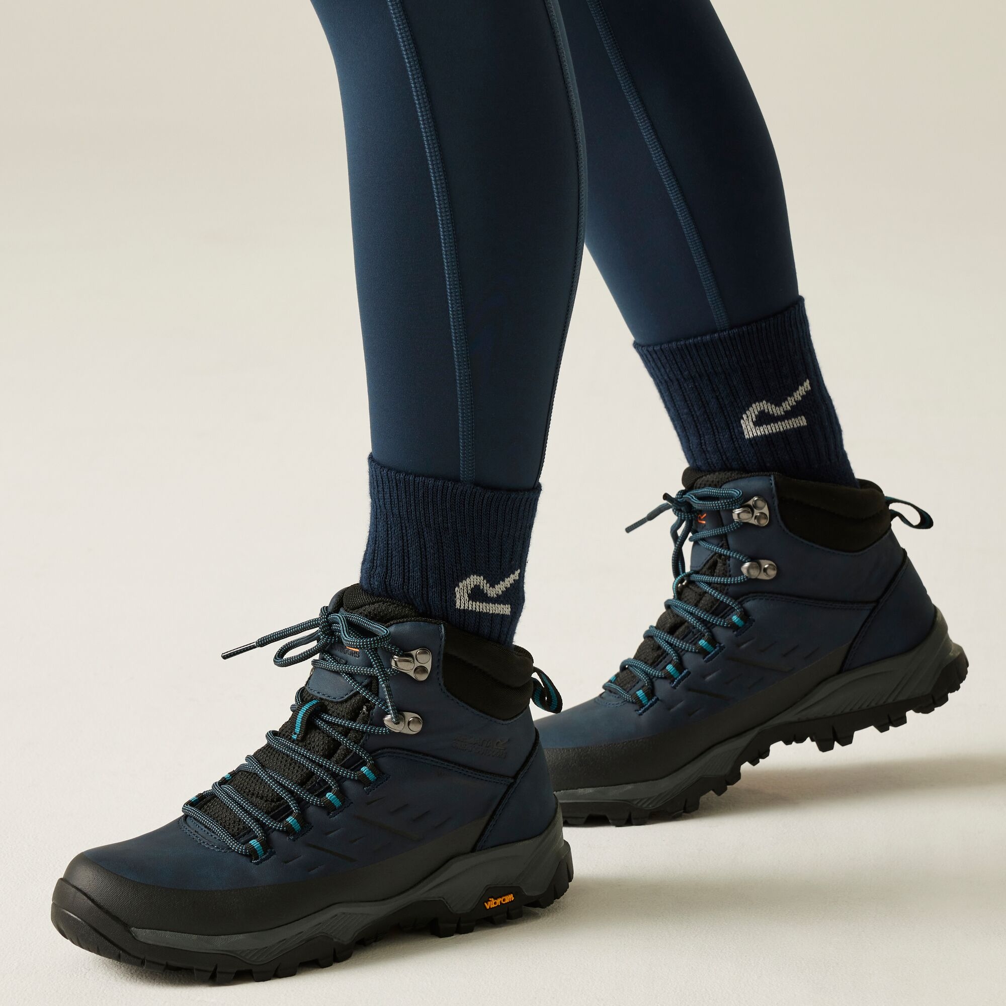 Regatta Blake Vibram Walking Boots Size: Uk 6.5 Women's Blue