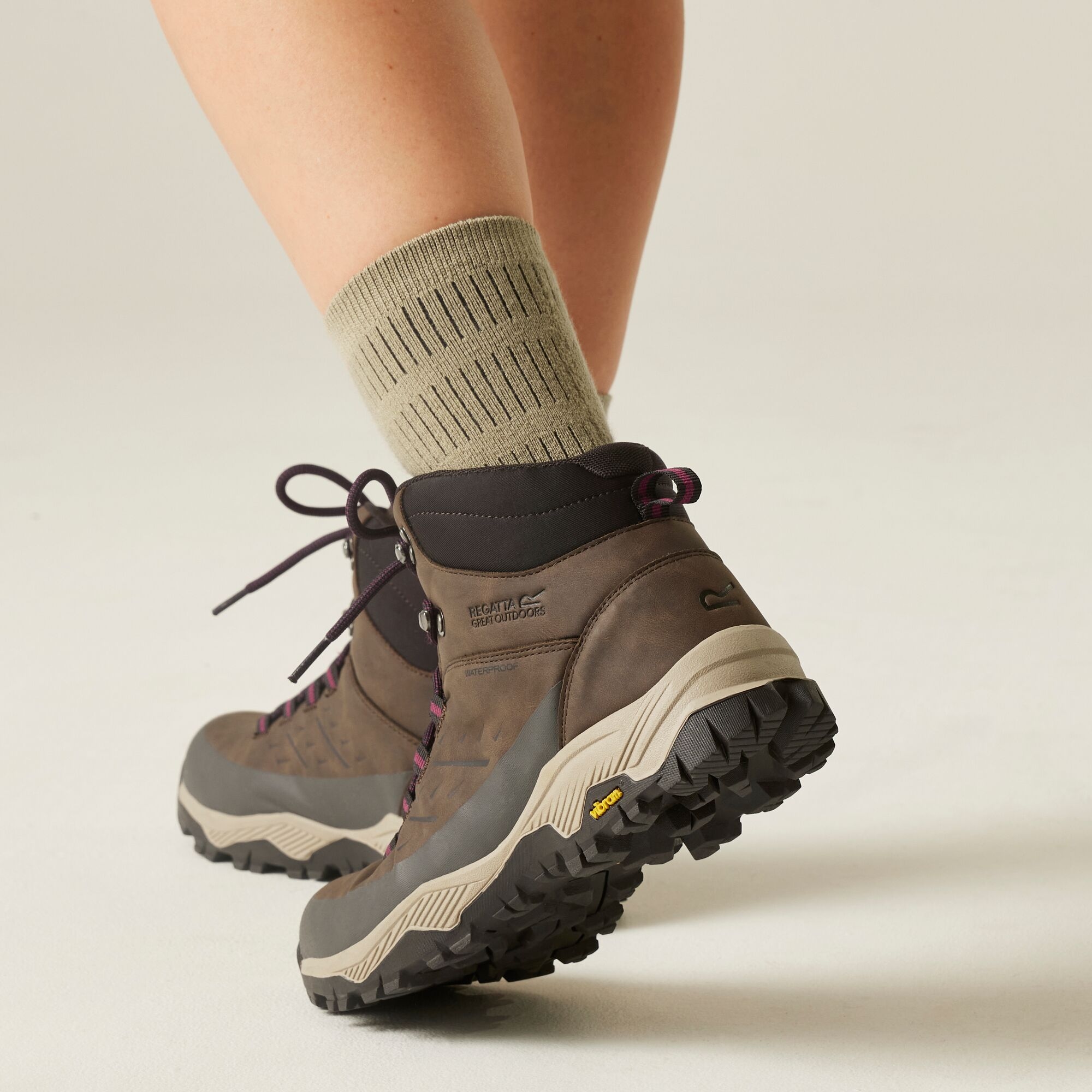 Regatta   Buty damskie trekkingowe wysokie z membraną Blake Vibram Brązowy