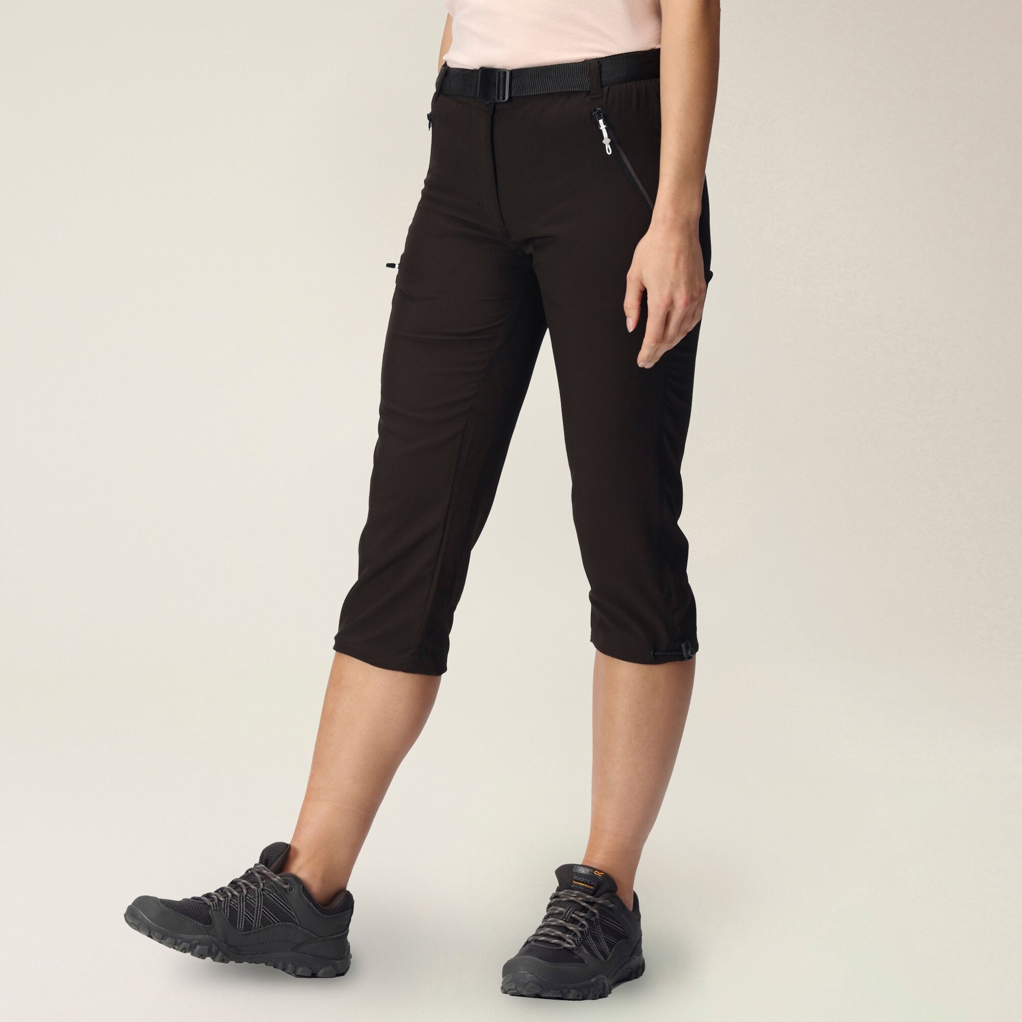 Regatta Damskie Spodnie Trekkingowe 3/4 Xert Capri Light Czarny, Rozmiar: 42