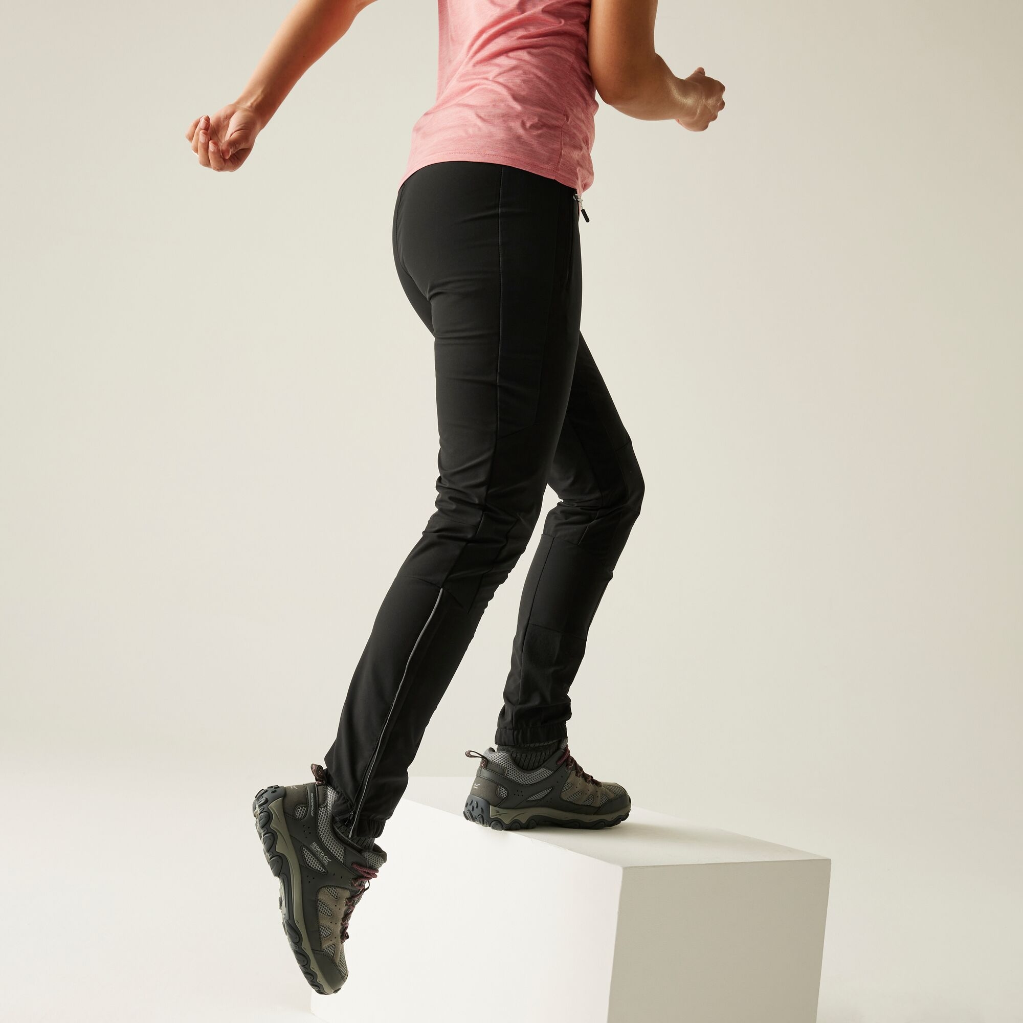 Regatta Spodnie damskie trekkingowe Mountain Winter Czarny