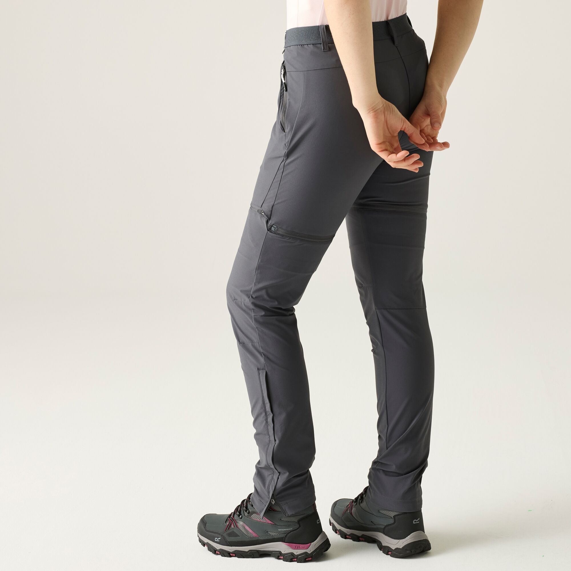 Regatta   Spodnie damskie z odpinanymi nogawkami Mountain Zip off Szary