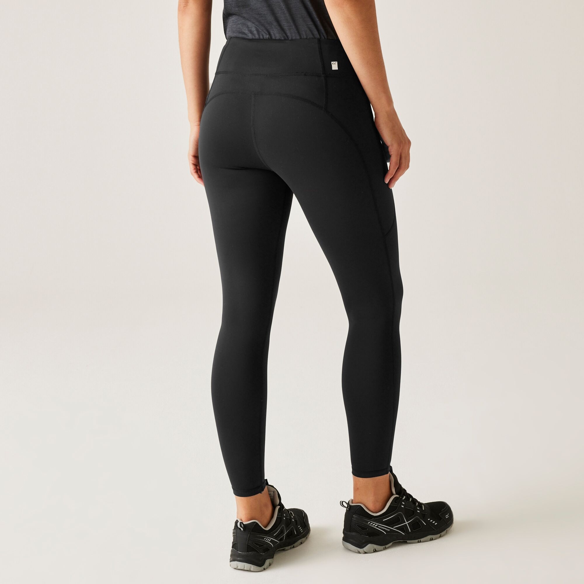 Regatta Legginsy sportowe damskie Holeen Pro Compression Czarny