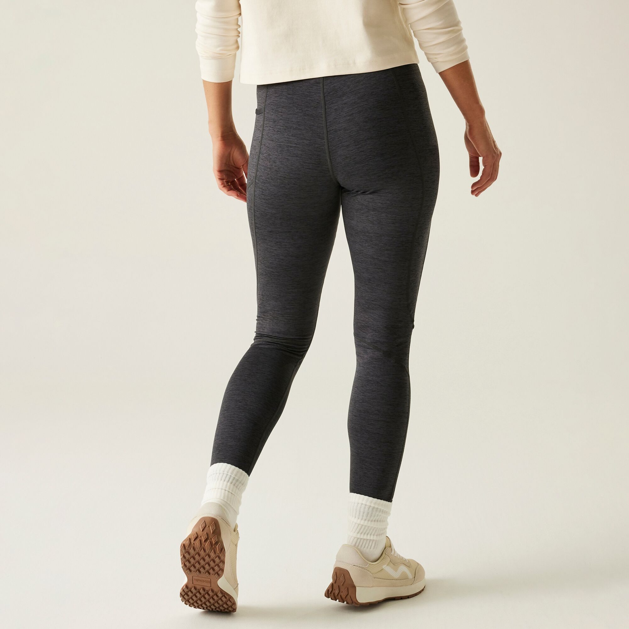 Regatta Legginsy damskie ocieplane Holeen II Winter Szary