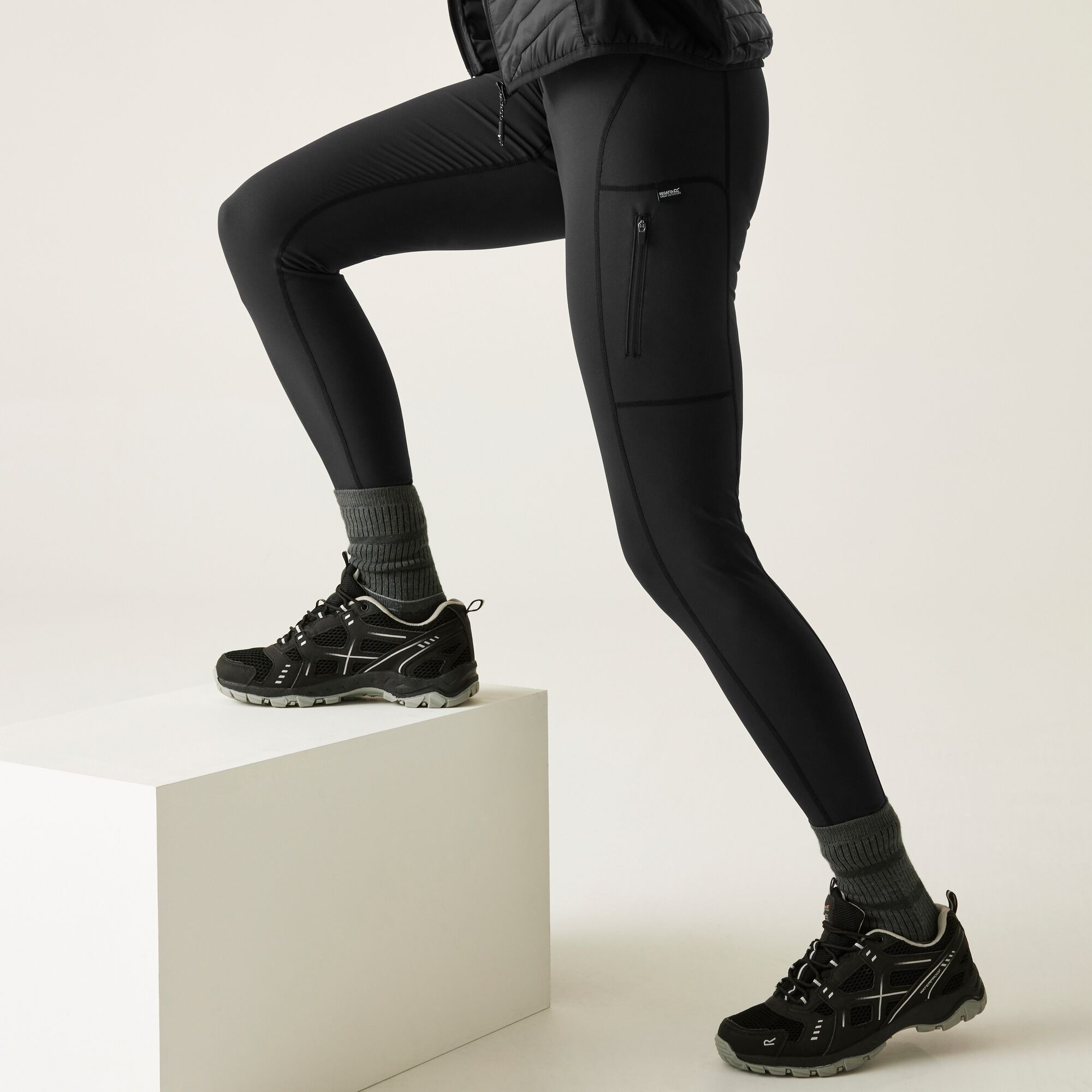 Regatta Damskie Legginsy Trekkingowe Monira Czarny, Rozmiar: 46