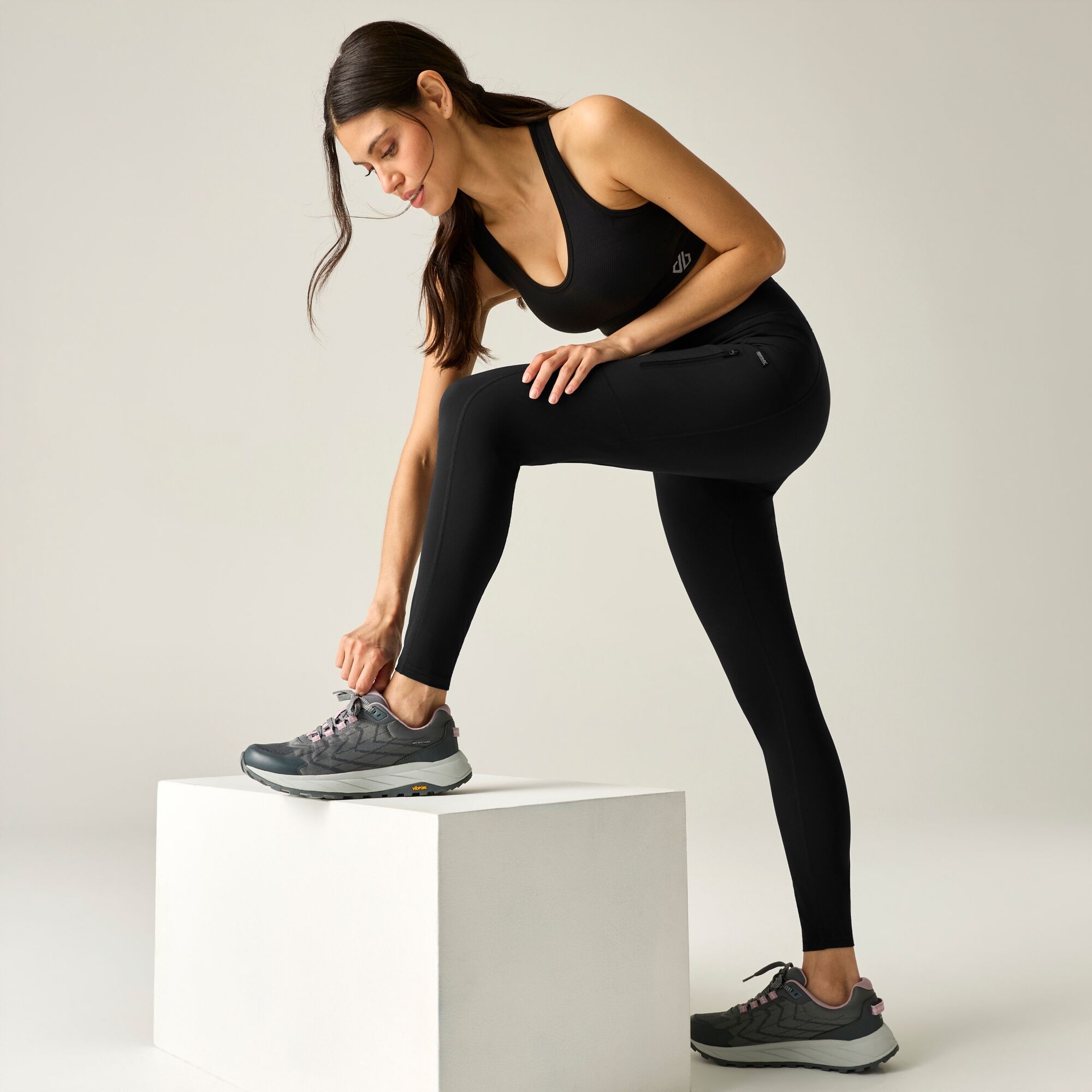 Regatta   Legginsy damskie trekkingowe Monira Czarny