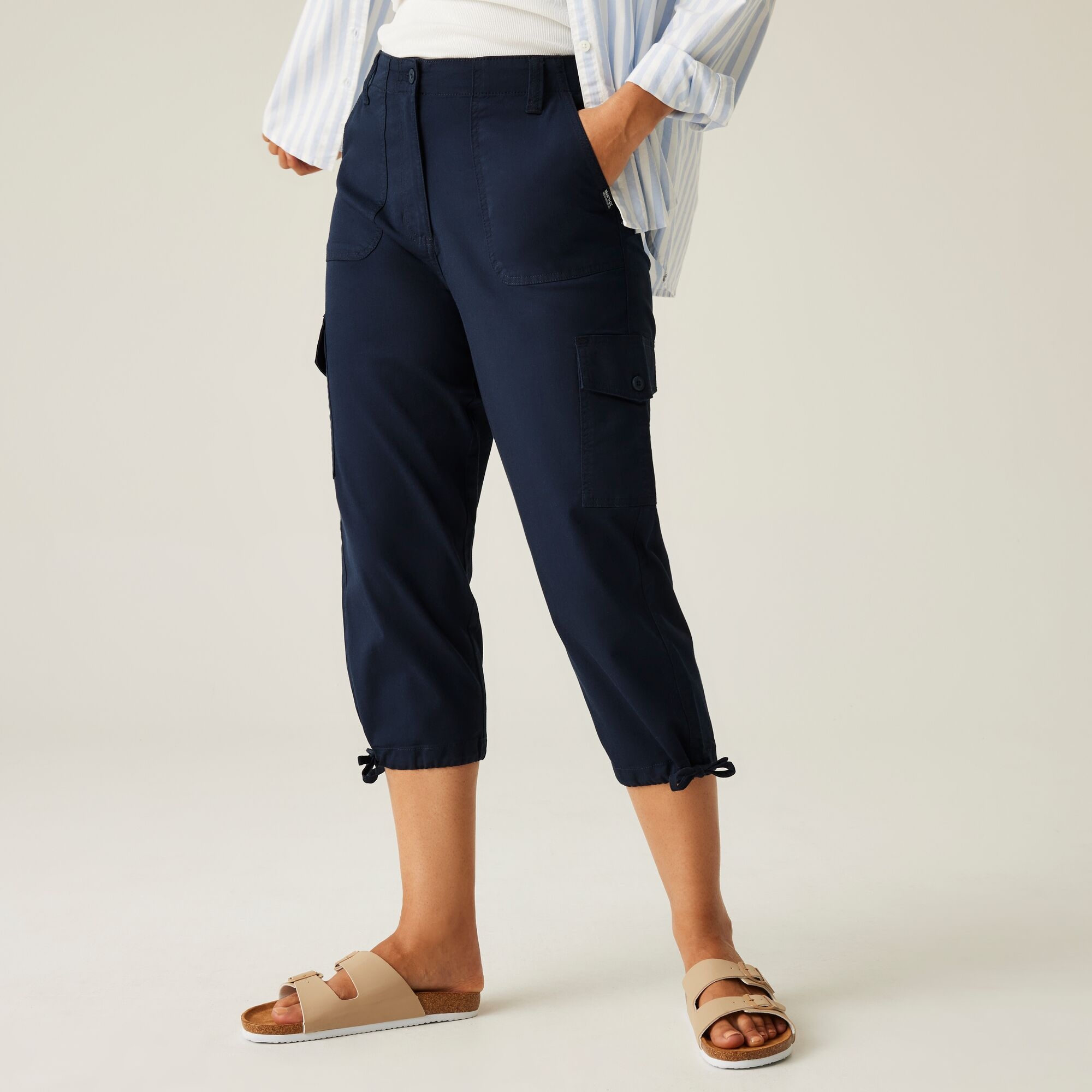 Regatta   Spodnie damskie capri Shorebella Niebieski