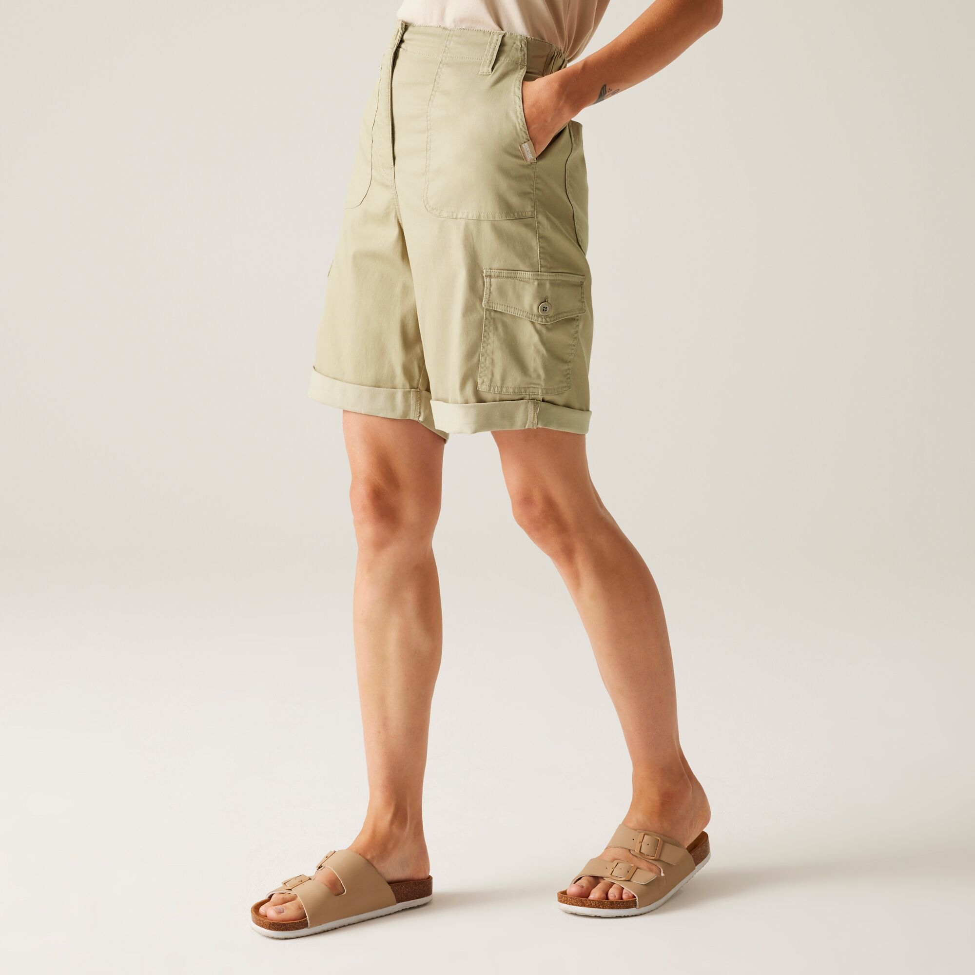 Regatta Women's Durable Shorebella Shorts White Pepper, Size: 20