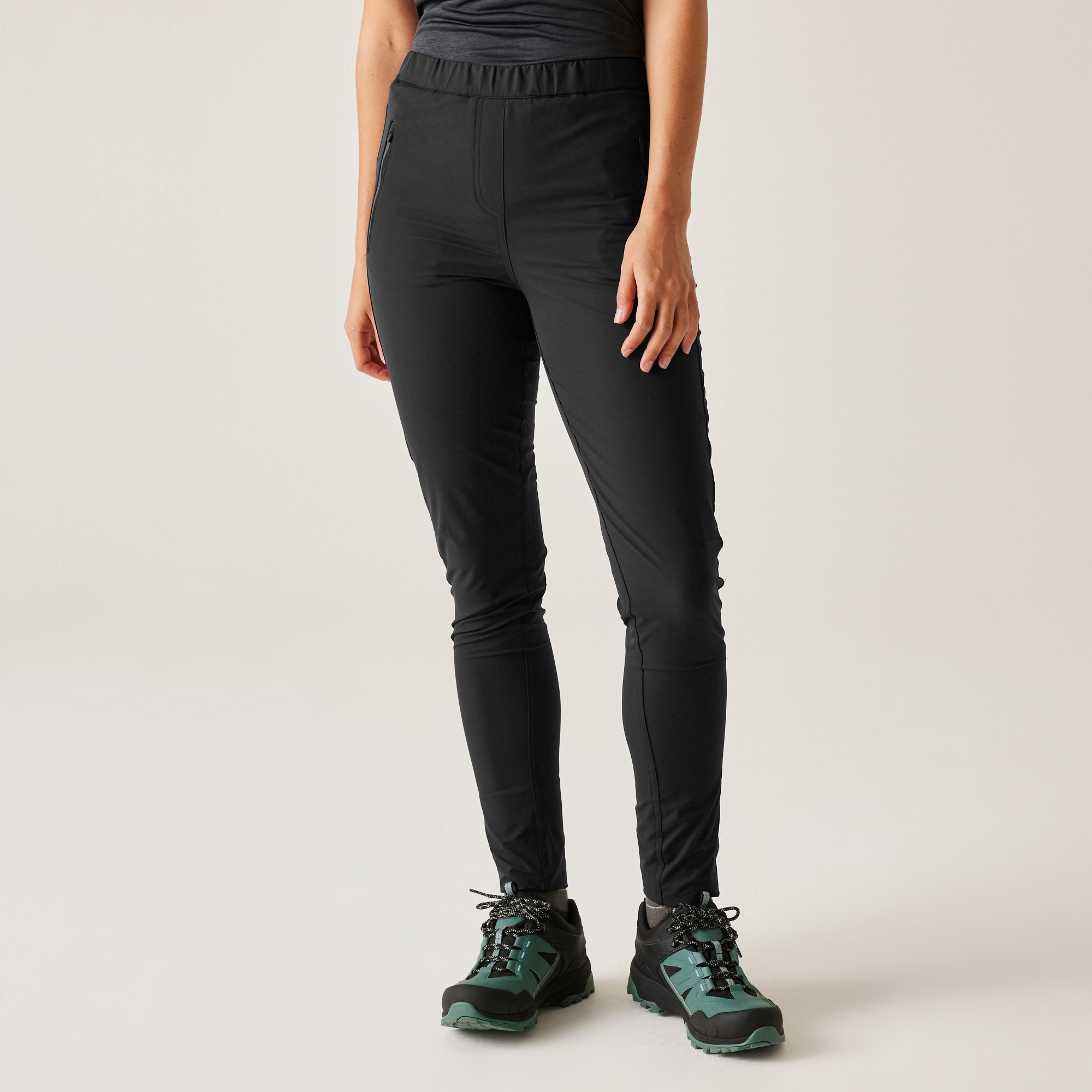 Regatta Pentre Stretch Ii Walking Trousers Size: 18 R Women's Black