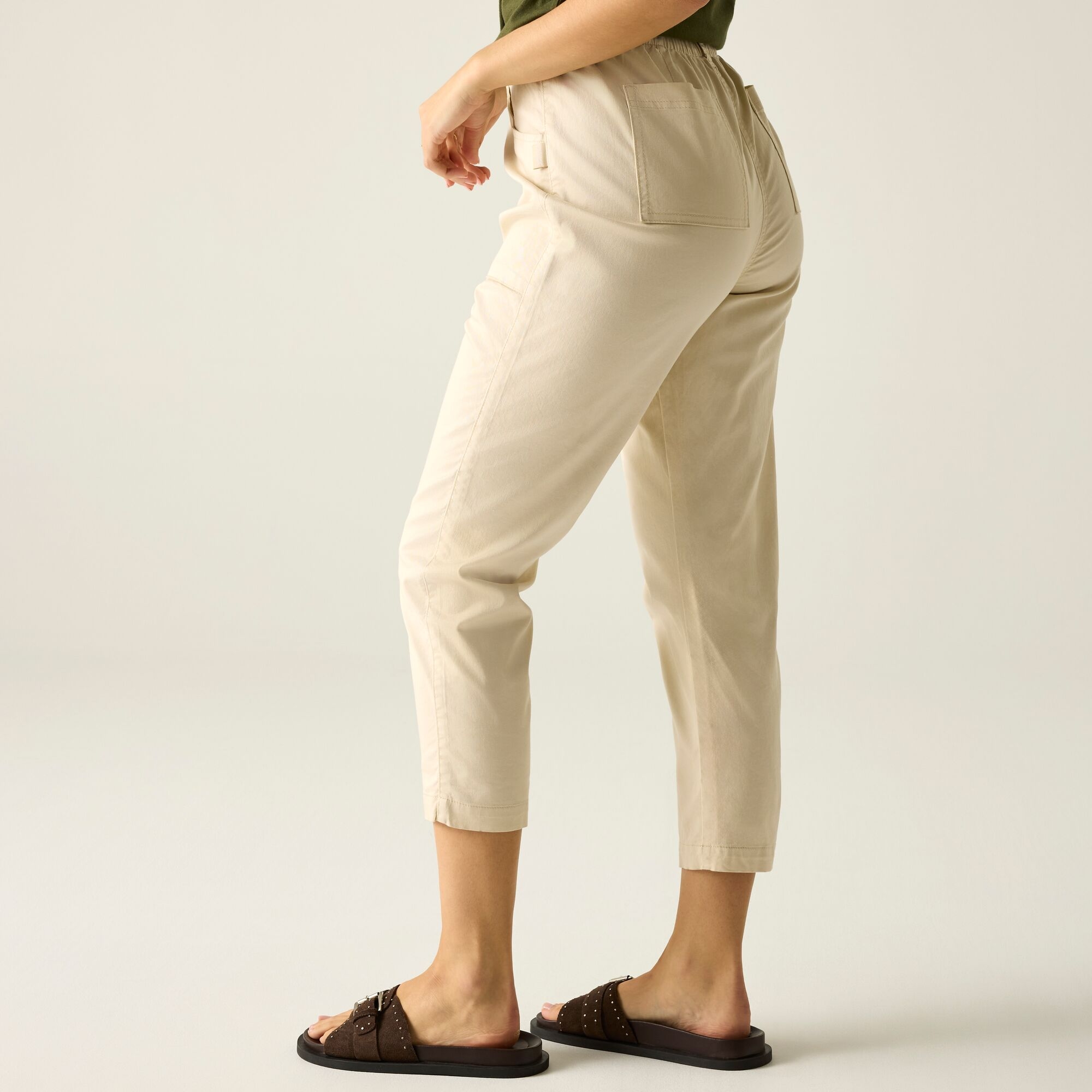 Regatta Spodnie damskie capri Shorebella Biały