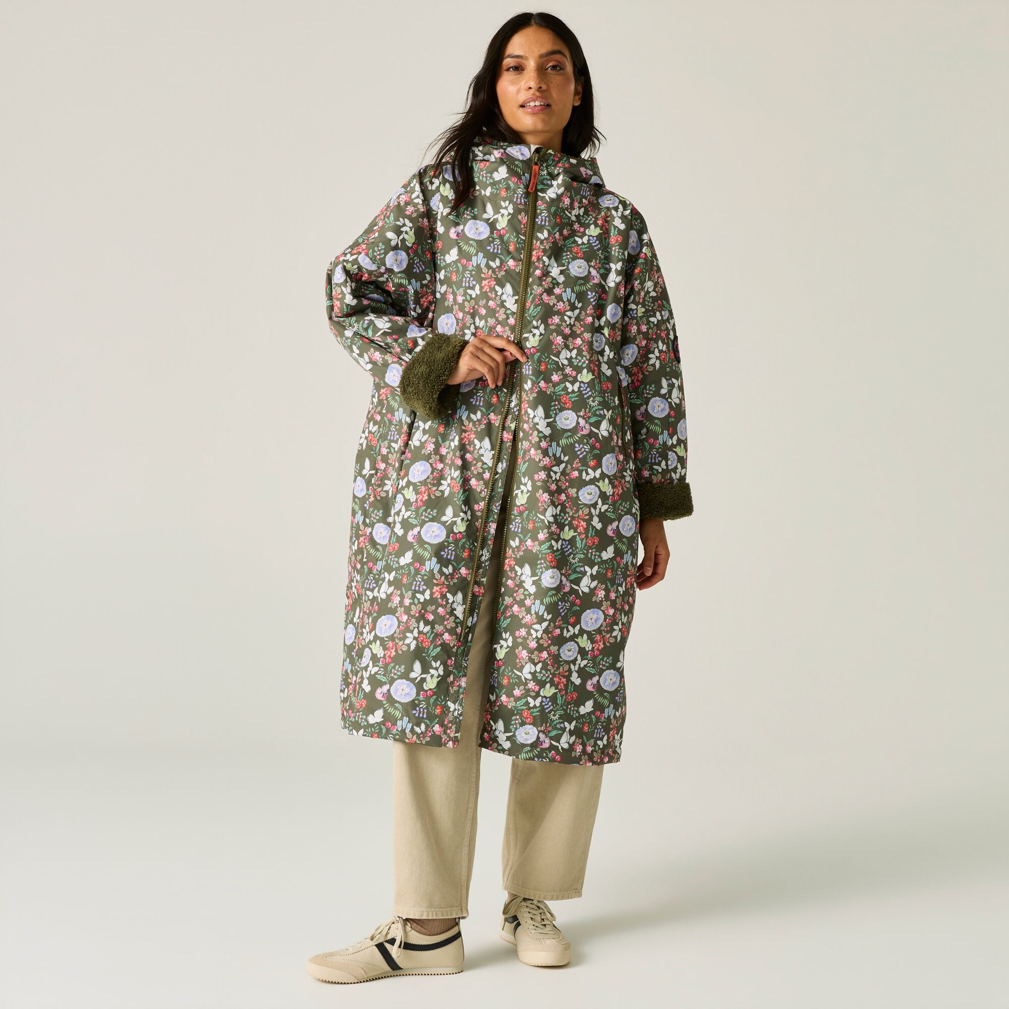 Regatta Women's Khaki Cath Kidston Changing Robe In | : Medium - Image 2