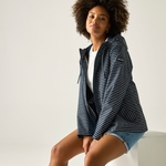 Navy White Wavy Stripe