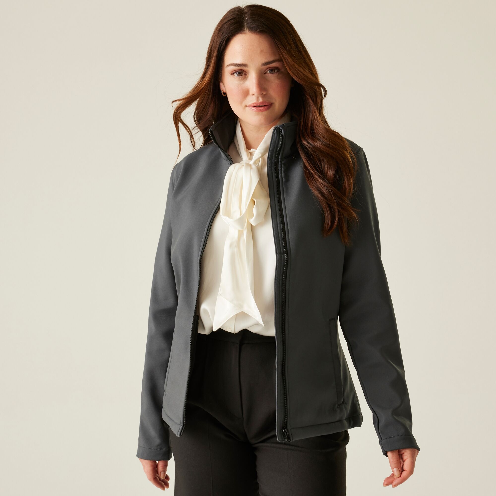 Regatta Professional Women's Winter Ablaze Printable Softshell Jacket - Grey Size 14 - Image 2