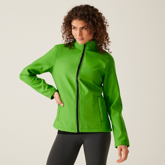 Women's Ablaze Printable Softshell Jacket Extreme Green Black