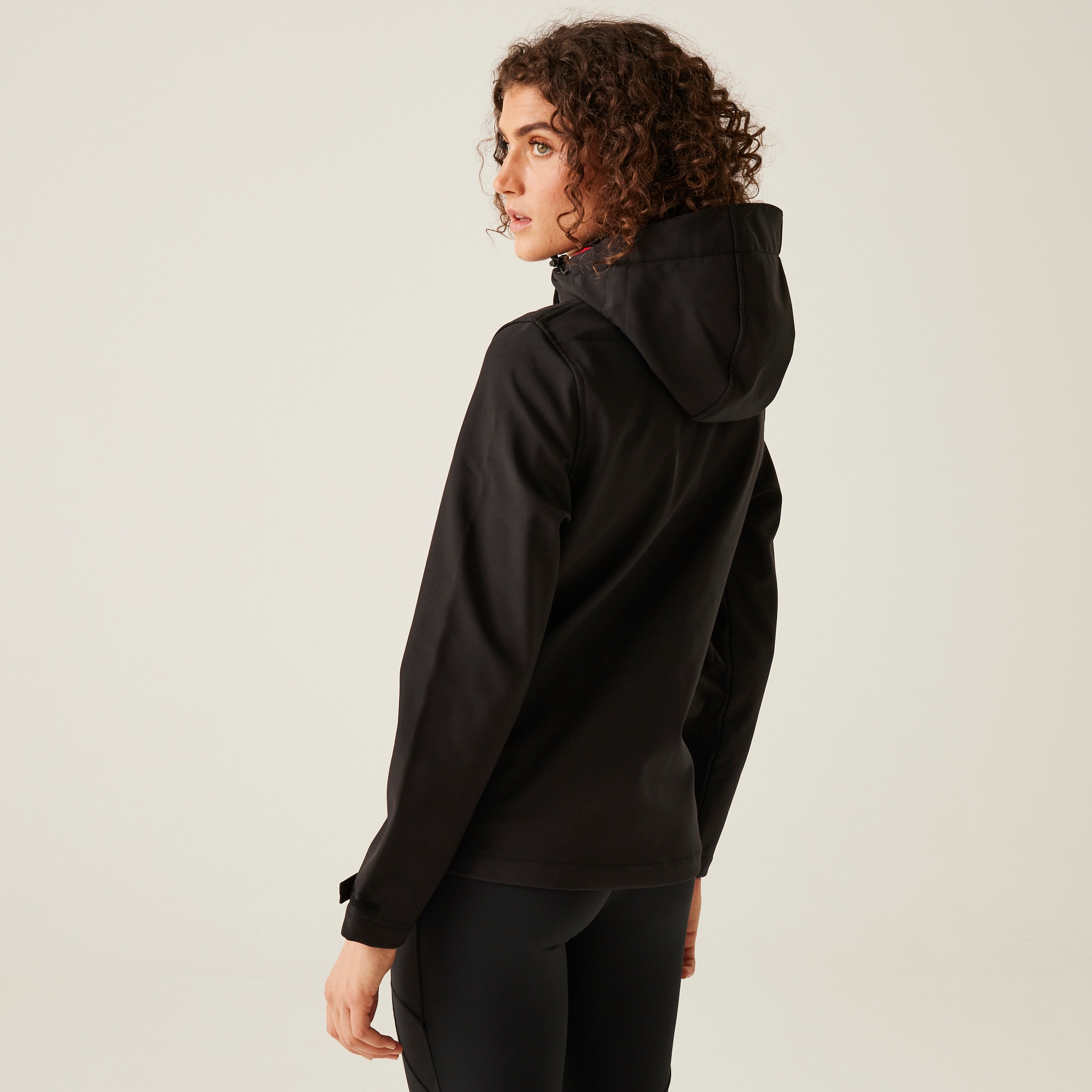 Regatta Professional Women's Wind Resistant Venturer 3-layer Printable Hooded Softshell Jacket Black Classic Red, Size: 20