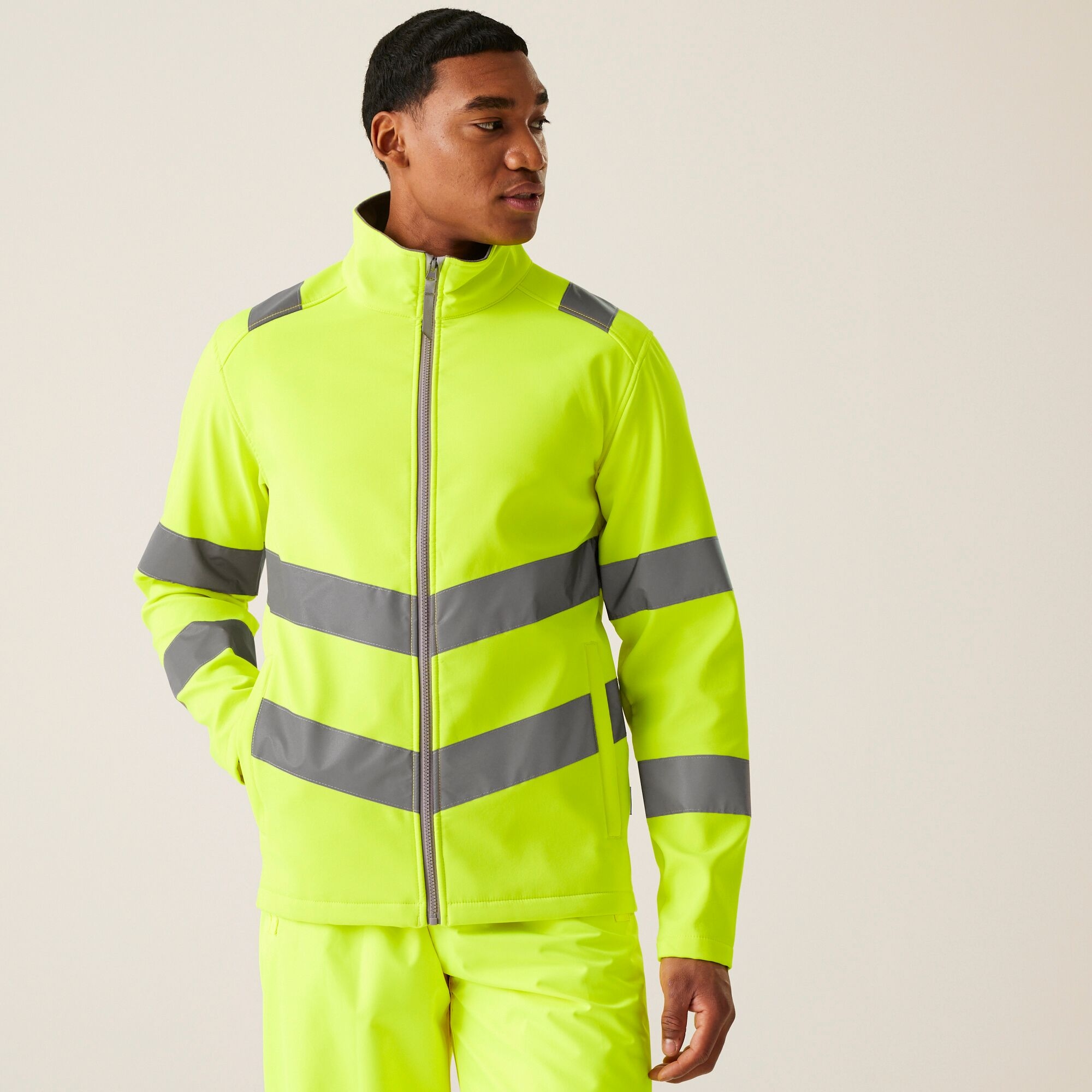 Regatta Professional Men's Hi-vis Pro Contract Ablaze 2 Layer Softshell Jacket Yellow, Rozmiar: XL