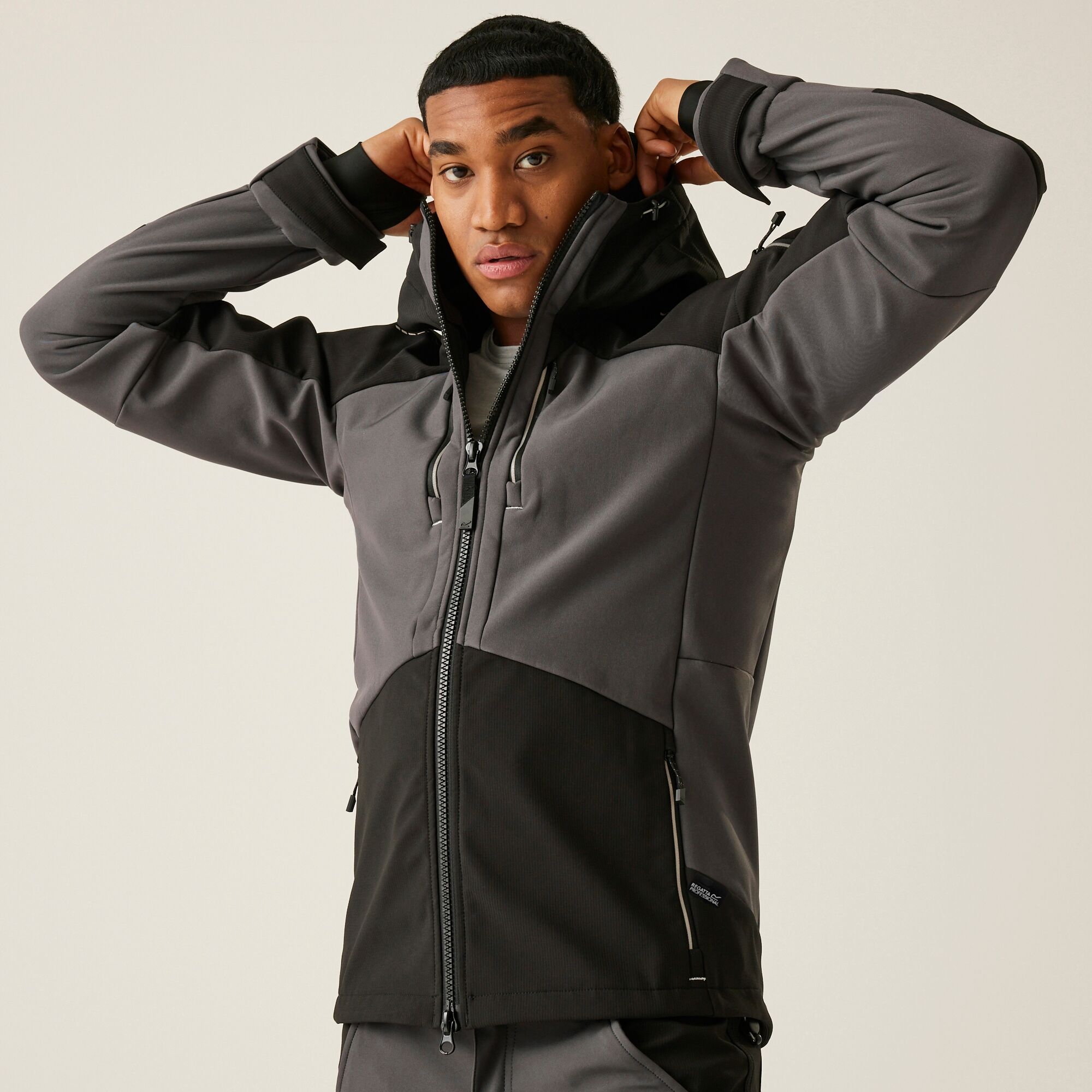 Regatta Professional Waterproof 4Tex Stretch 3 Layer Softshell Jacket Size: Xl Men's Grey