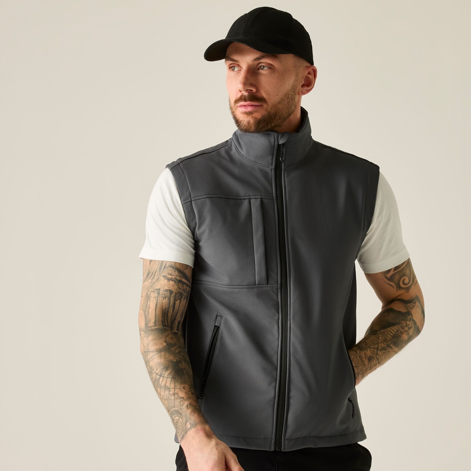 Regatta Men's Dark Grey Octagon 3-Layer Softshell Bodywarmer In | : Extra Large - Image 2