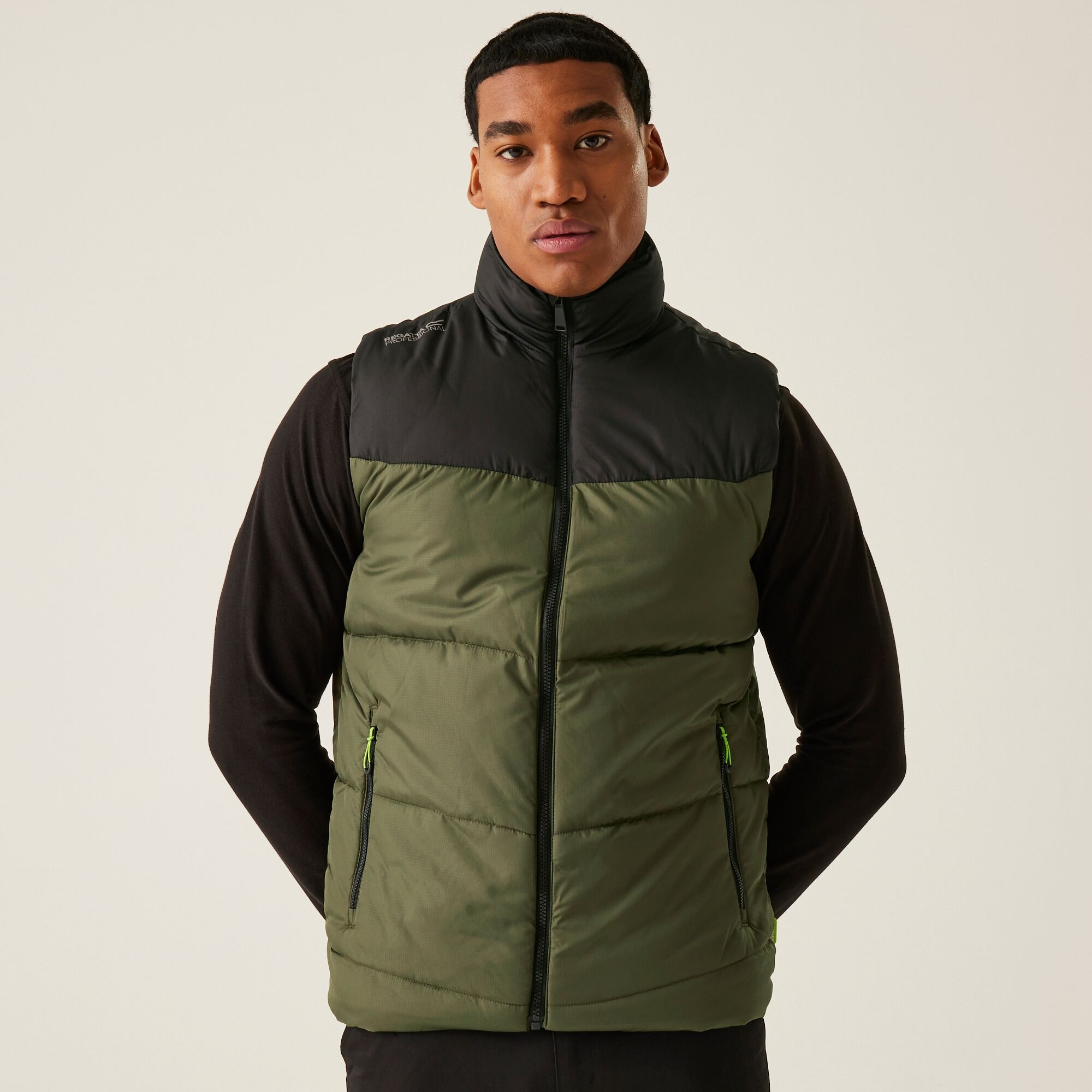 Regatta Professional Men's Water-repellent Regime Insulated Bodywarmer Dark Khaki Black, Size: L