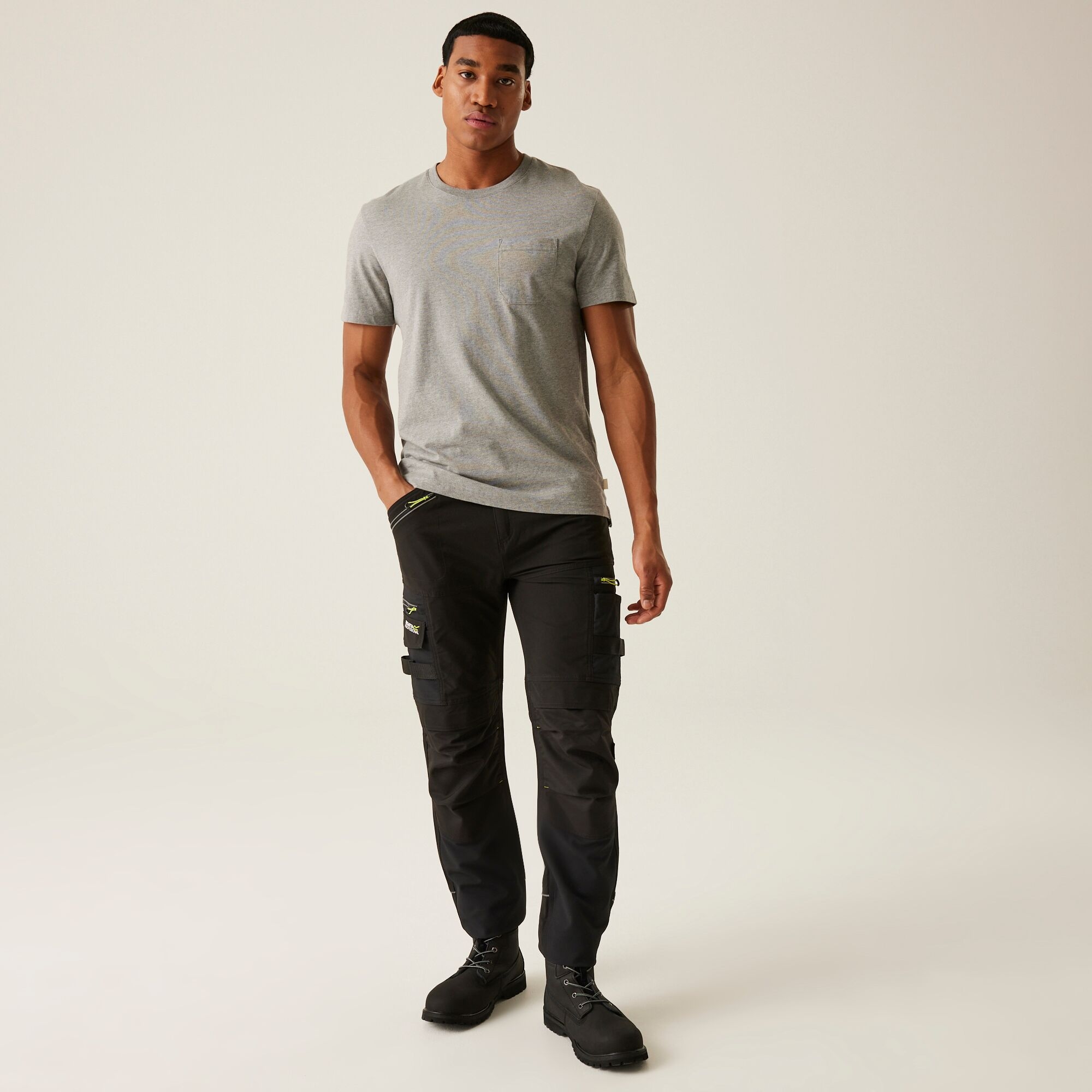 Regatta Professional Infiltrate Holster Trousers Size: 30 R Men's Black