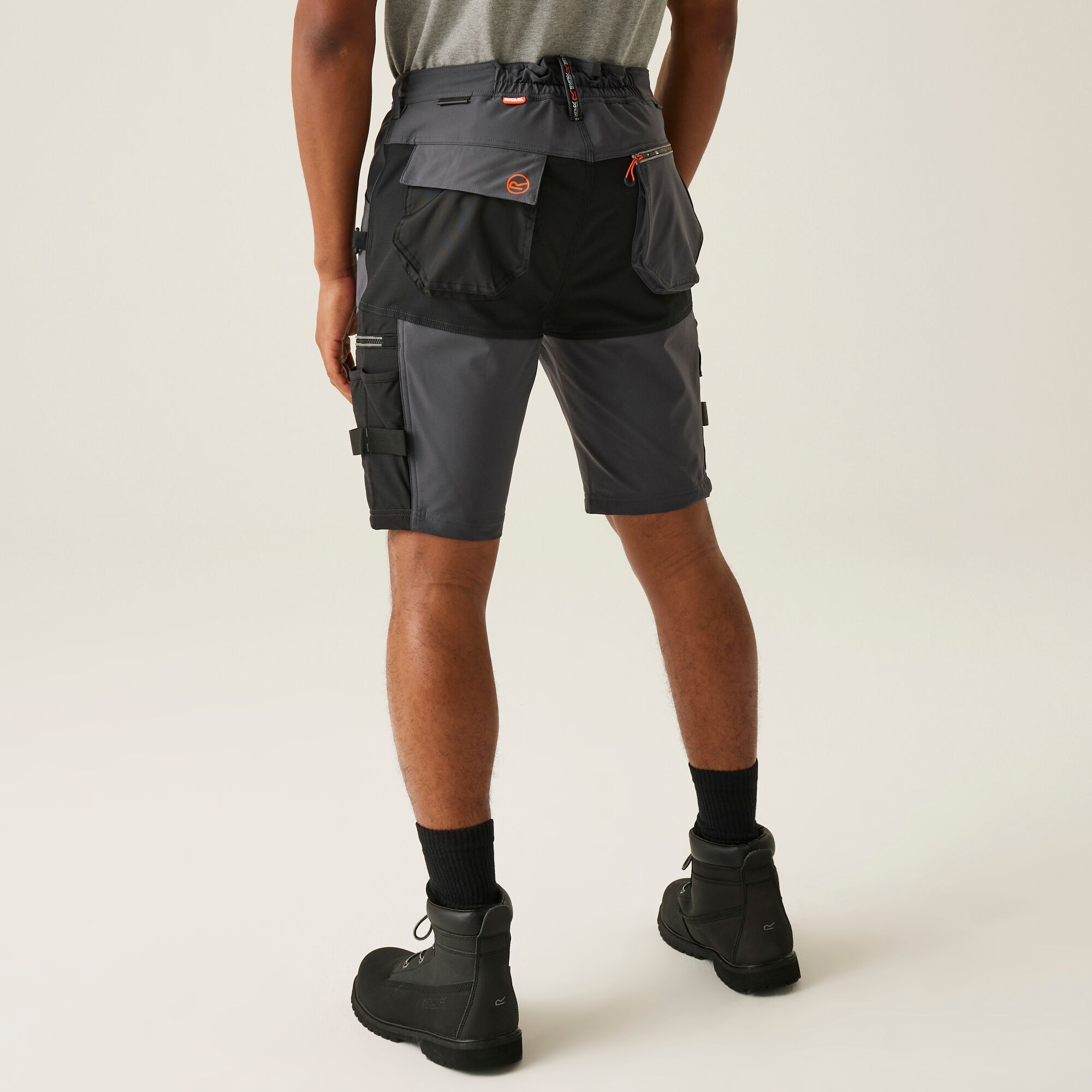 Regatta Men's Infiltrate Detachable Holster Shorts Grey Size 40 - Image 3