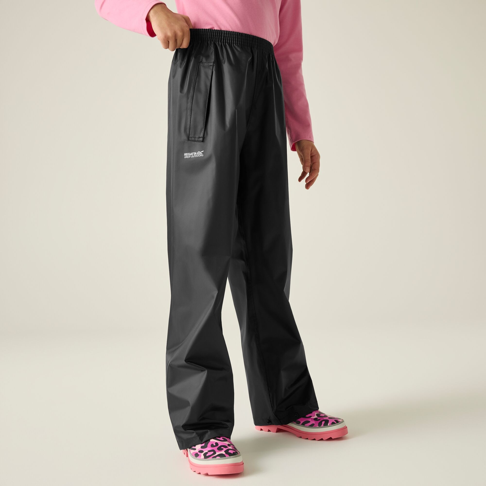 Regatta Regatta Spodnie dziecięce ochronne wodoodporne Stormbreak Czarny